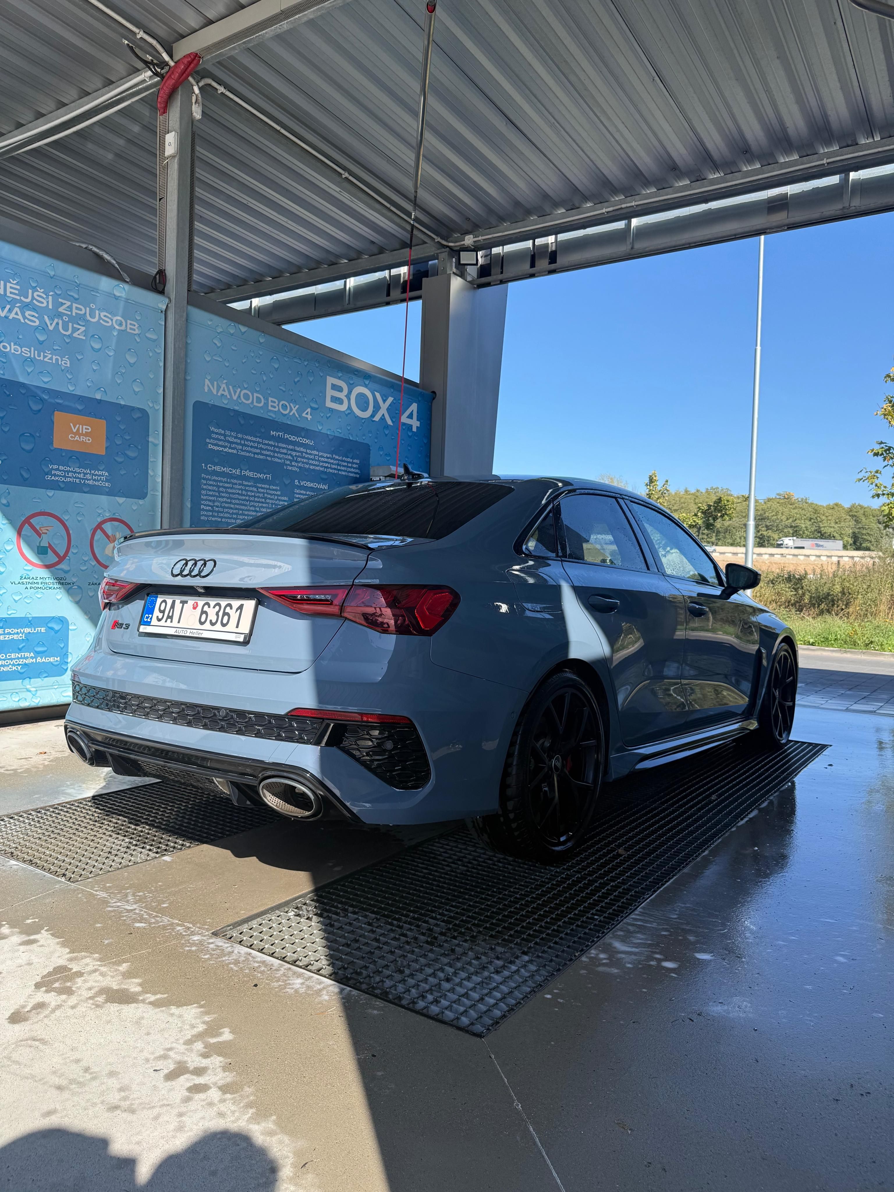 Audi RS3, Rs3 8y,2.5tsfi,keramické brzdy - fotka 6