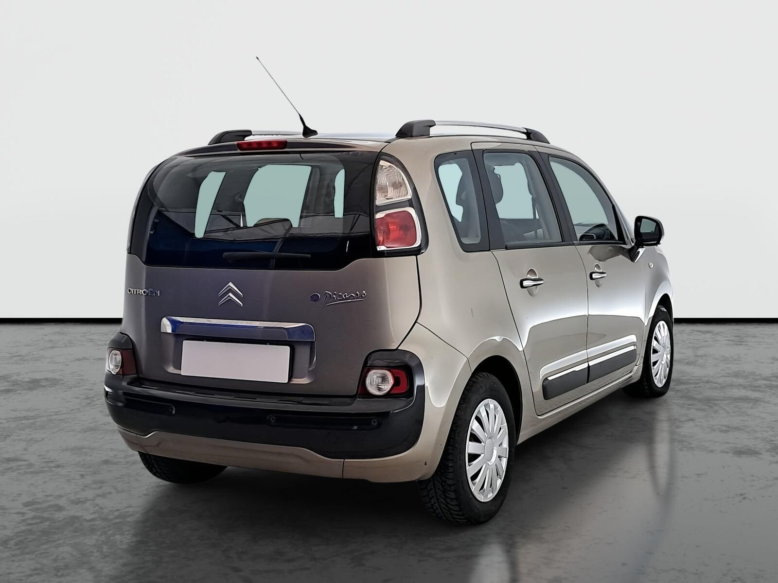 Citroën C3 Picasso, 1.4 i, Parkovací asistent - fotka 5