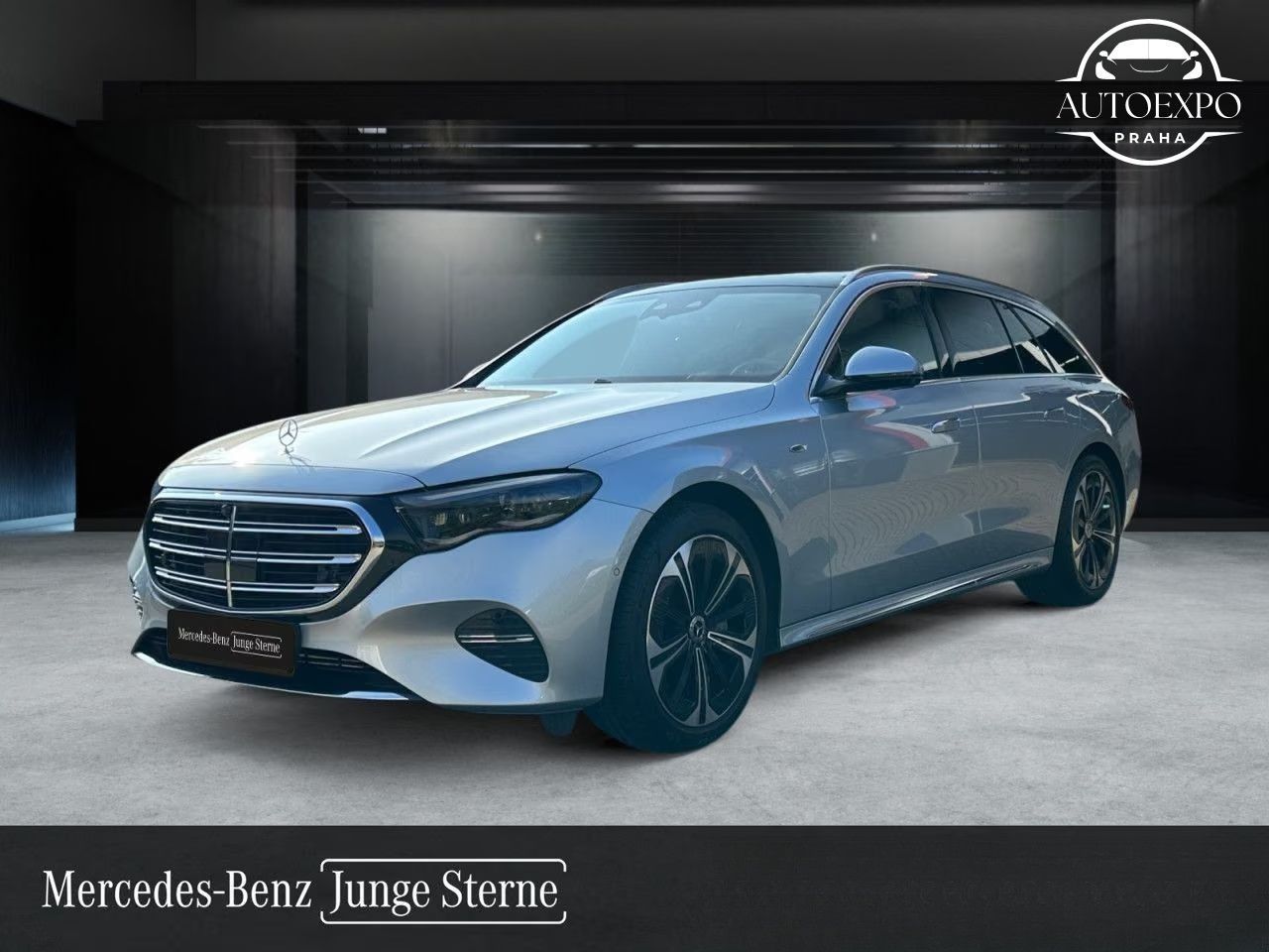 Mercedes-Benz Třídy E, d e* 4Matic* - fotka 2