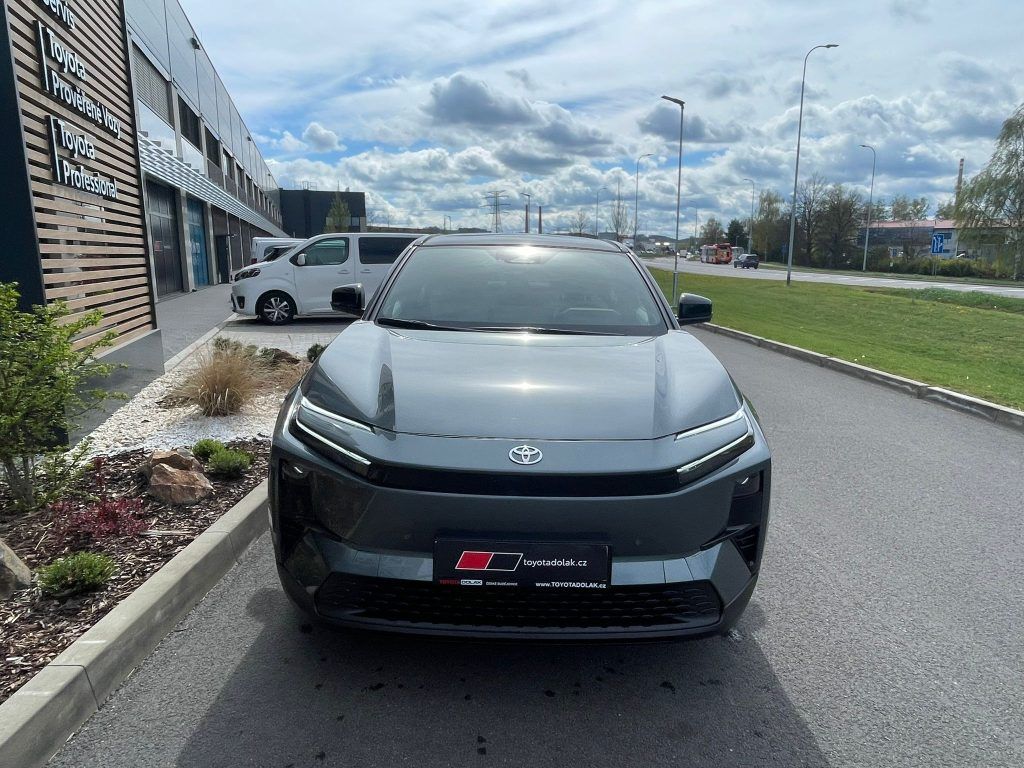 Toyota C-HR, AWD 343HP AT ExecutiveVIPLight - fotka 2