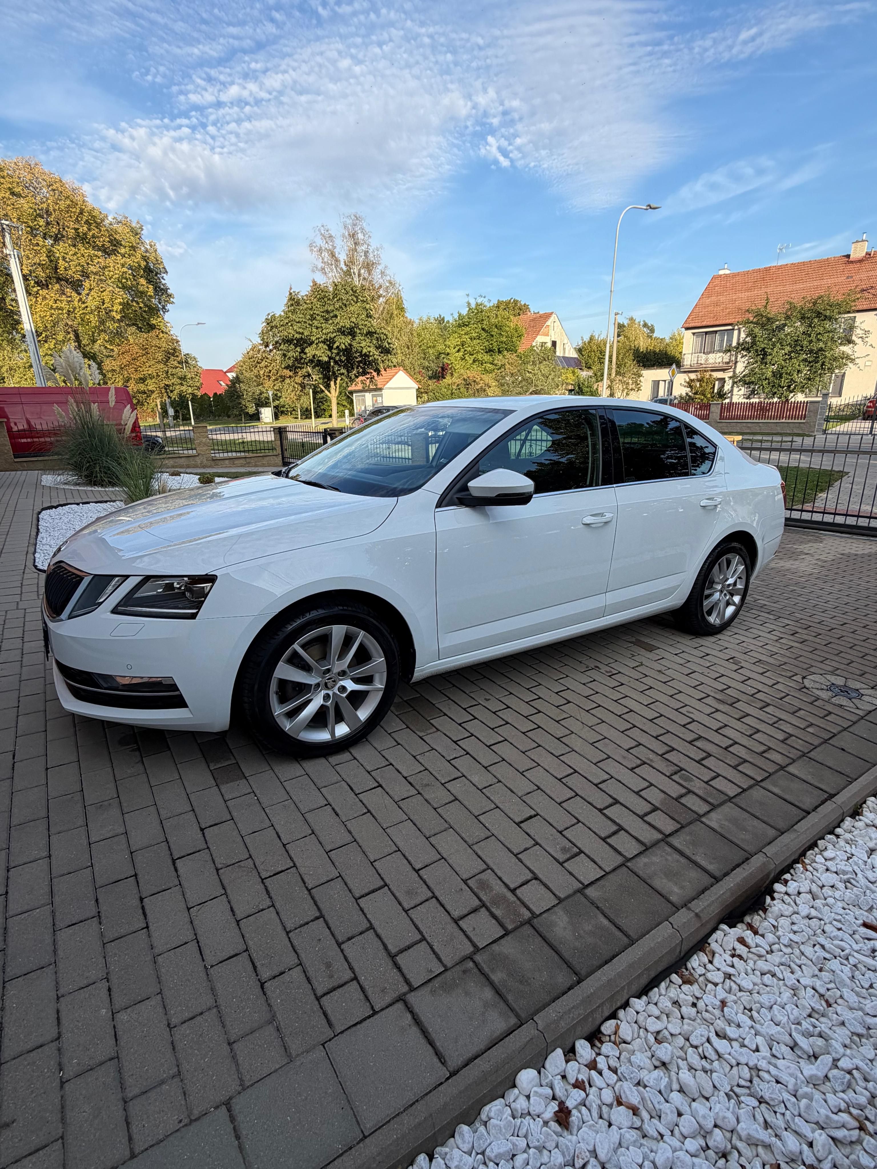 Škoda Octavia, Škoda Octavia 3 2.0TDI DPH - fotka 2