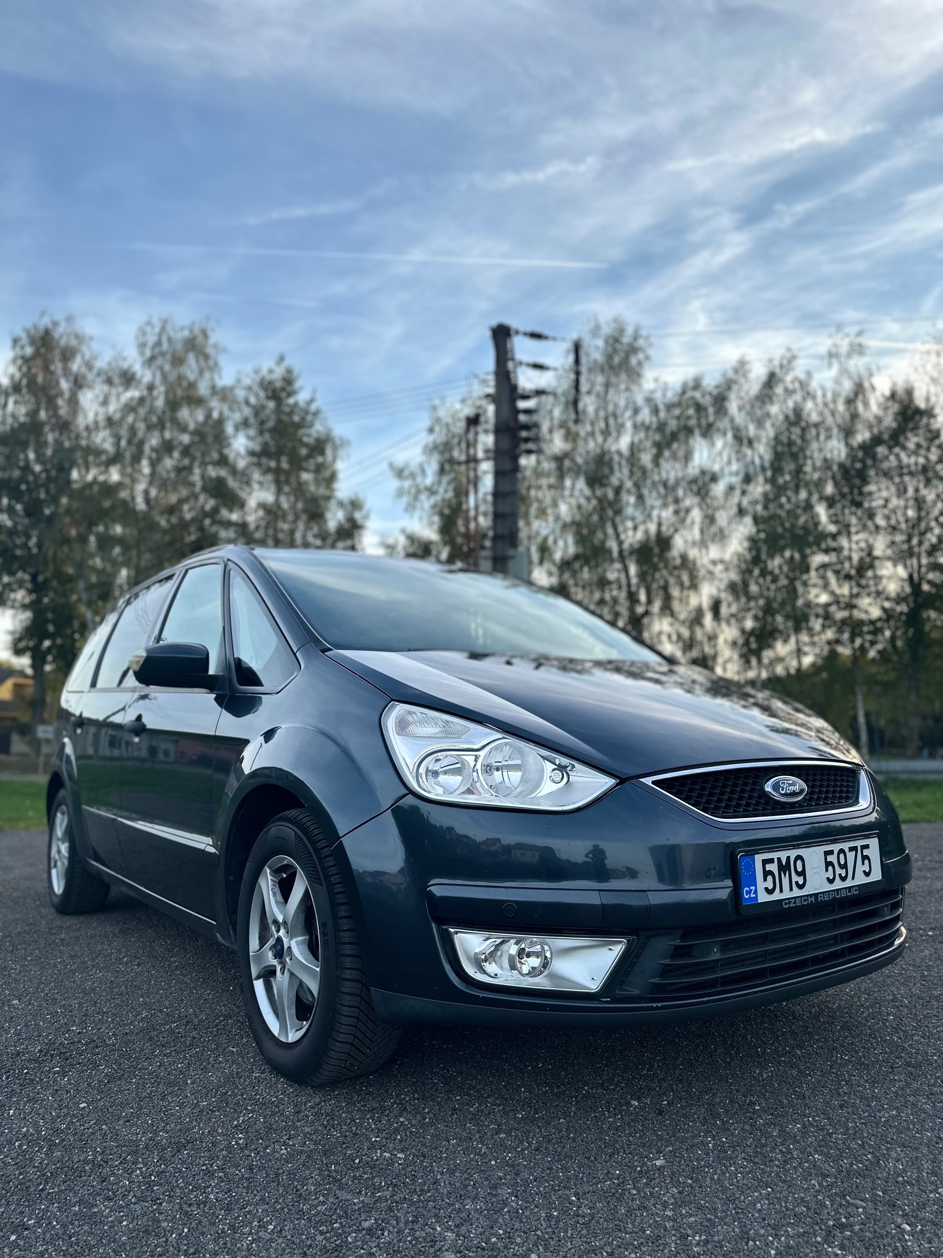 Ford Galaxy, 2.0 TDCi - fotka 3