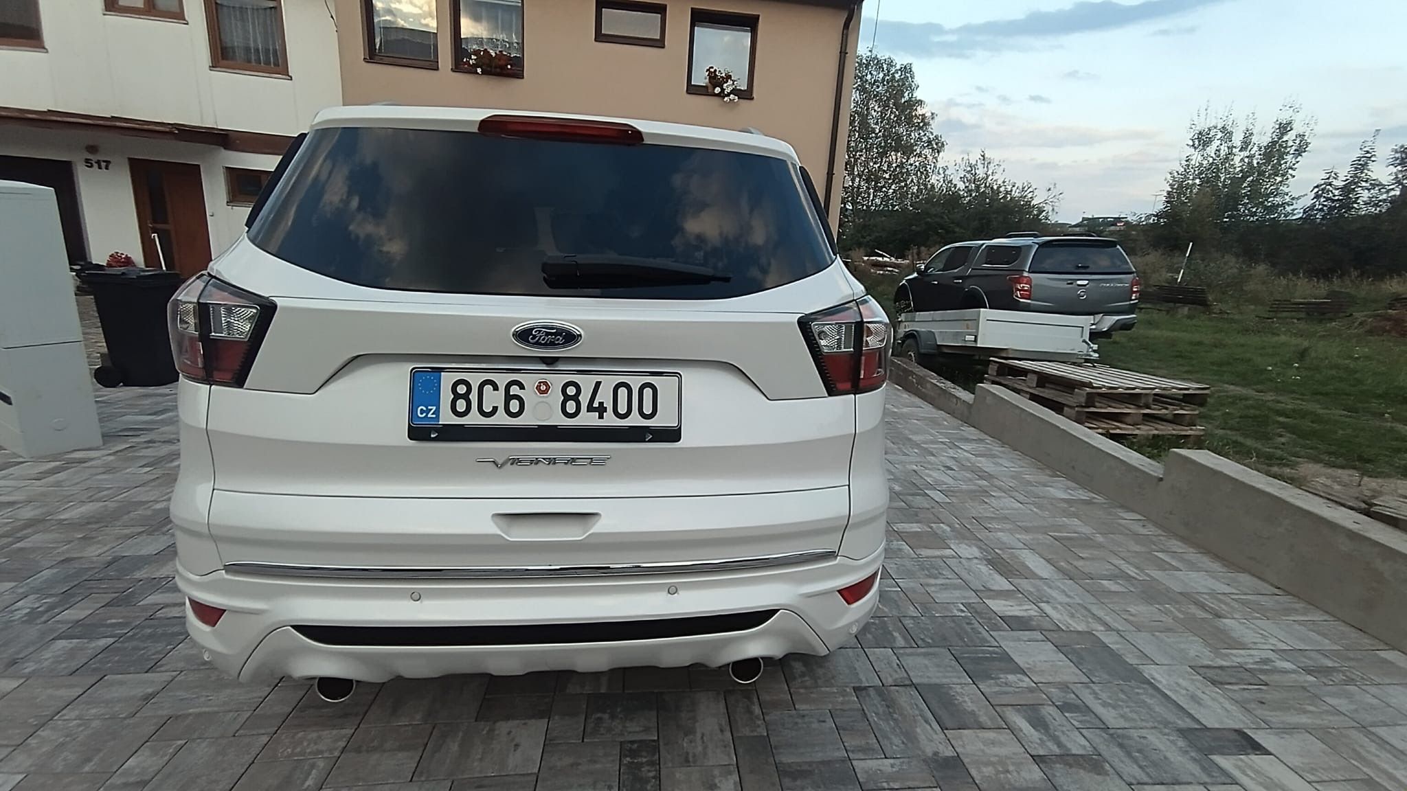Ford Kuga, 2.0TDCI 132KW,4x4,TOP,VIGNALE - fotka 4