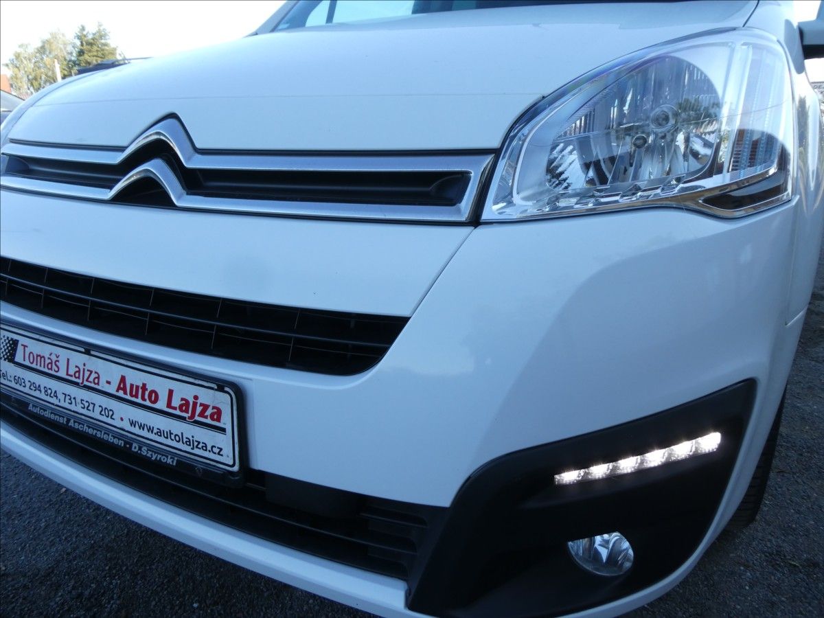 Citroën Berlingo, 1,2 PT 81kW Multispace Panoram - fotka 4