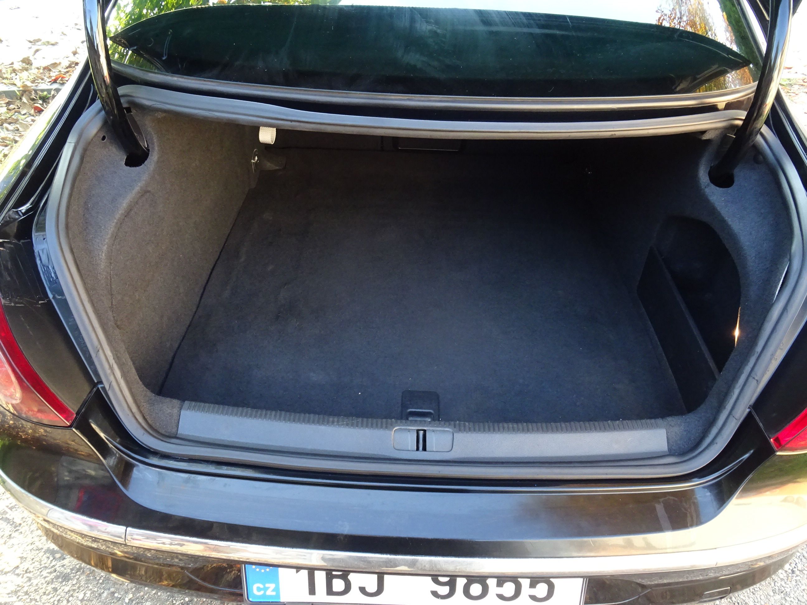 Volkswagen Passat CC, 2.0 tdi - fotka 6