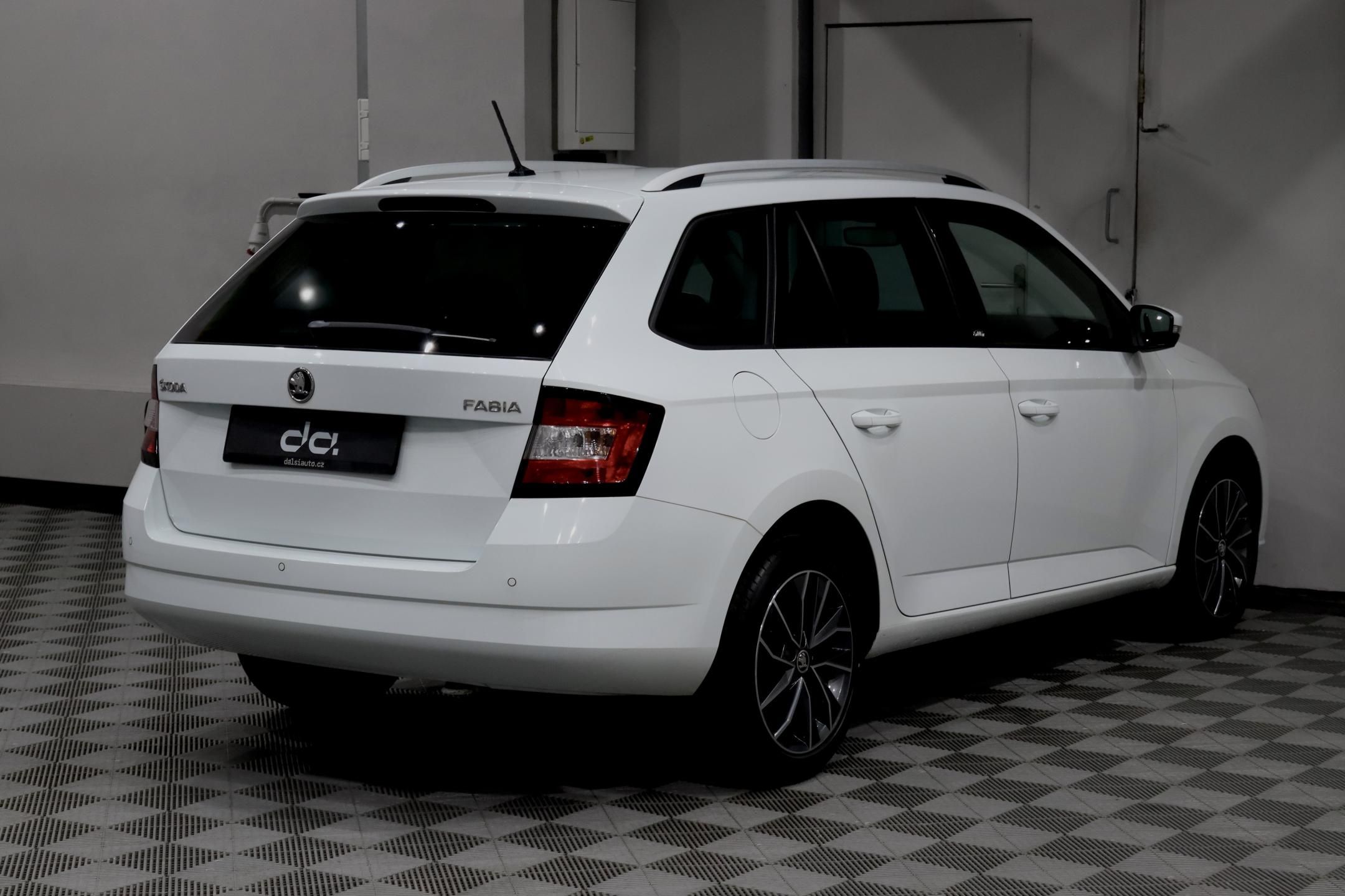 Škoda Fabia, 3 Combi 1.2 TSI 66 kW - fotka 6