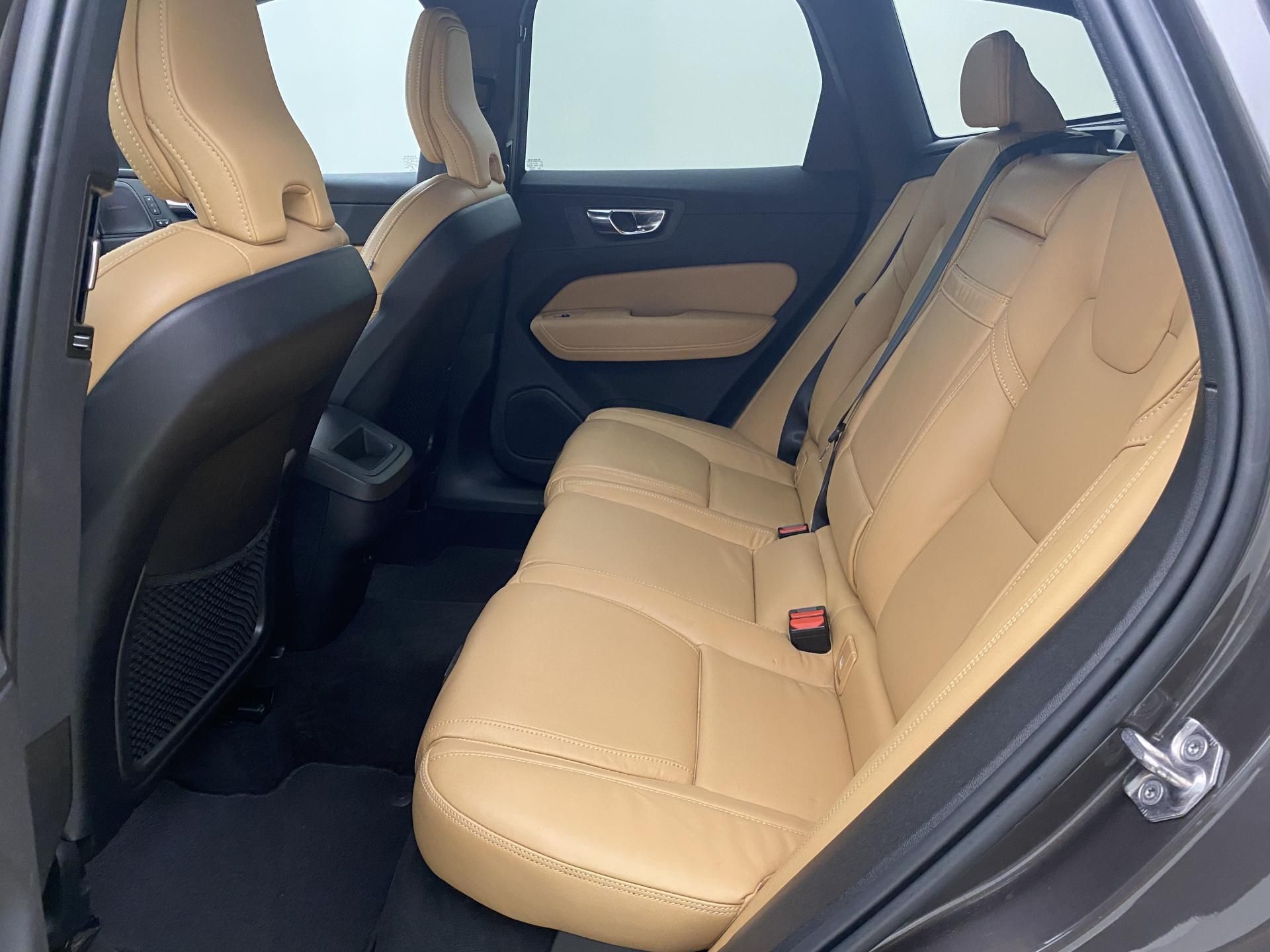 Volvo XC60, B5 BRIGHT PLUS AUT CZ - fotka 5
