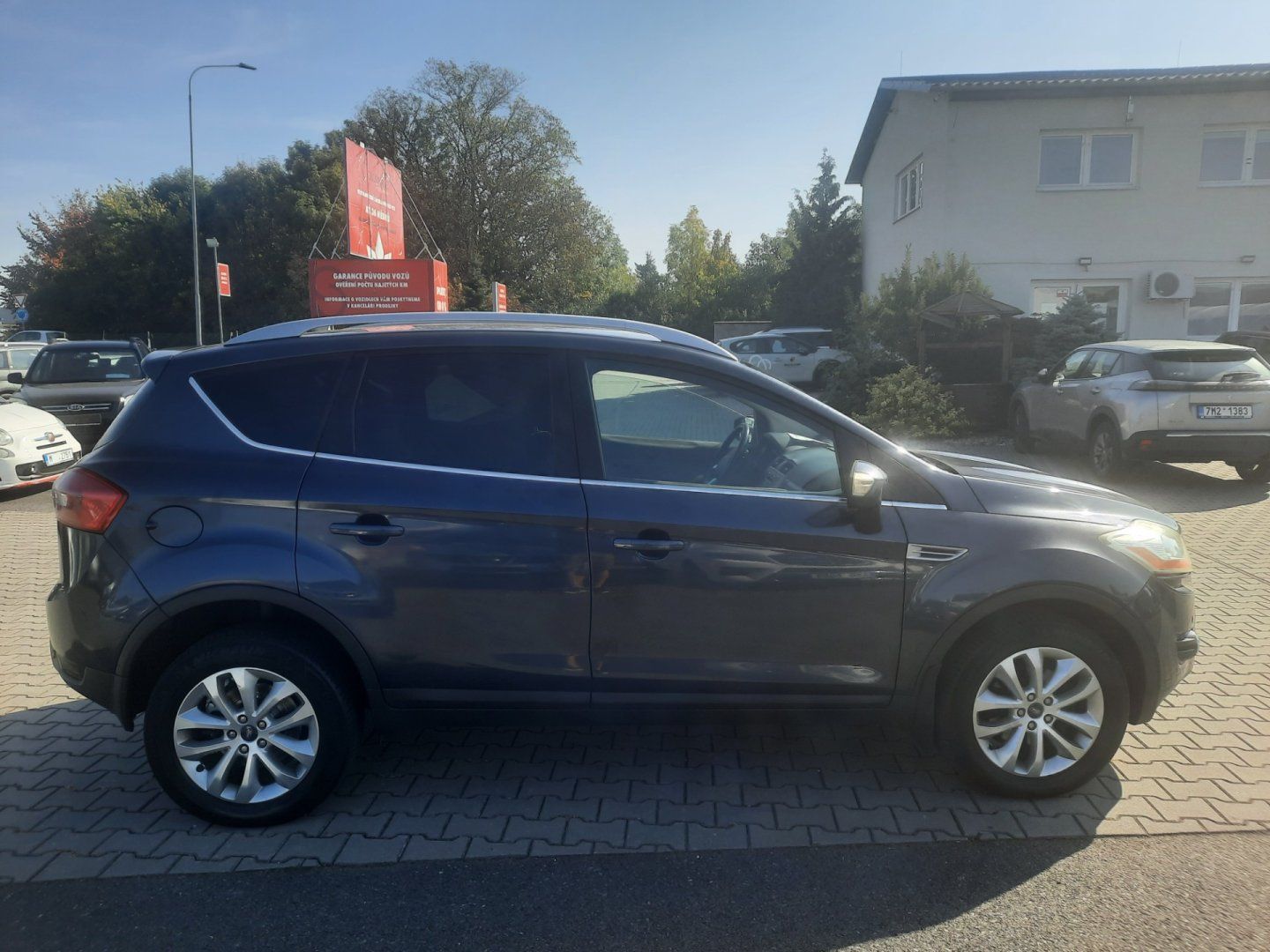 Ford Kuga, 2,0 TDCi* 4x4* VÝHŘEV* KLIMA * - fotka 4