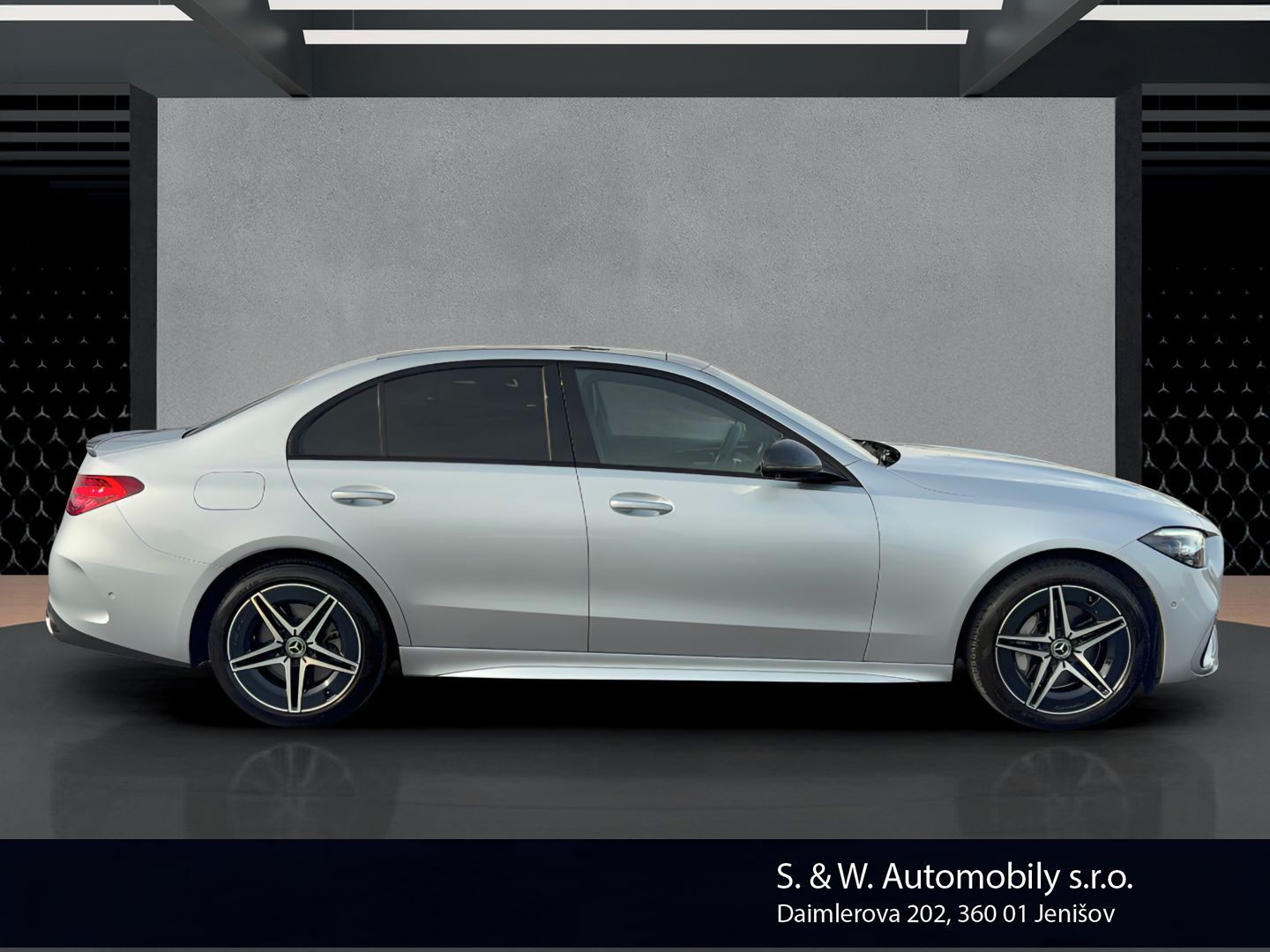 Mercedes-Benz Třídy C, 300e AMG, pano, head-up - fotka 4