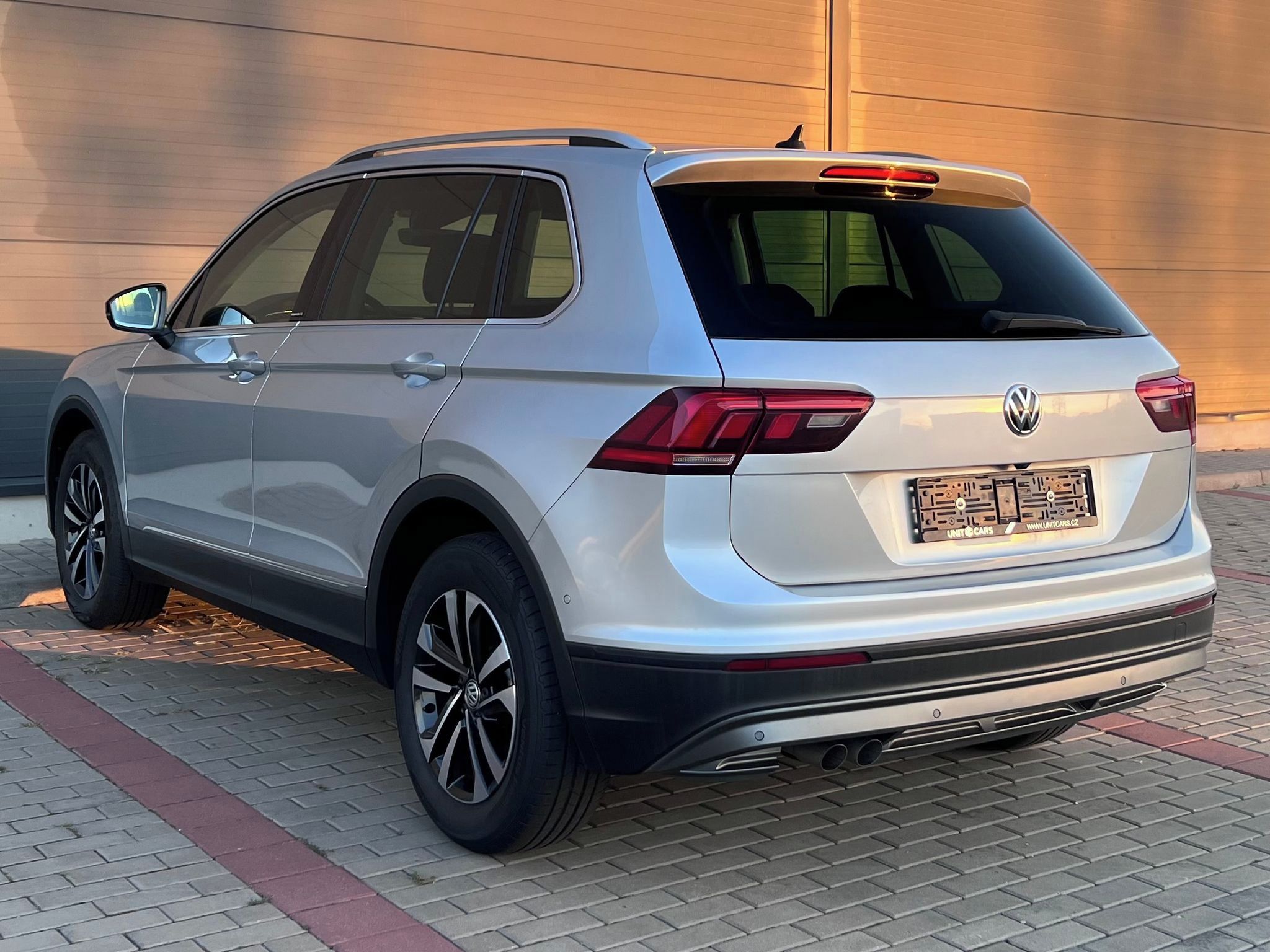 Volkswagen Tiguan, TDI-IQ-DRIVE-TAŽNÉ.Z - fotka 6