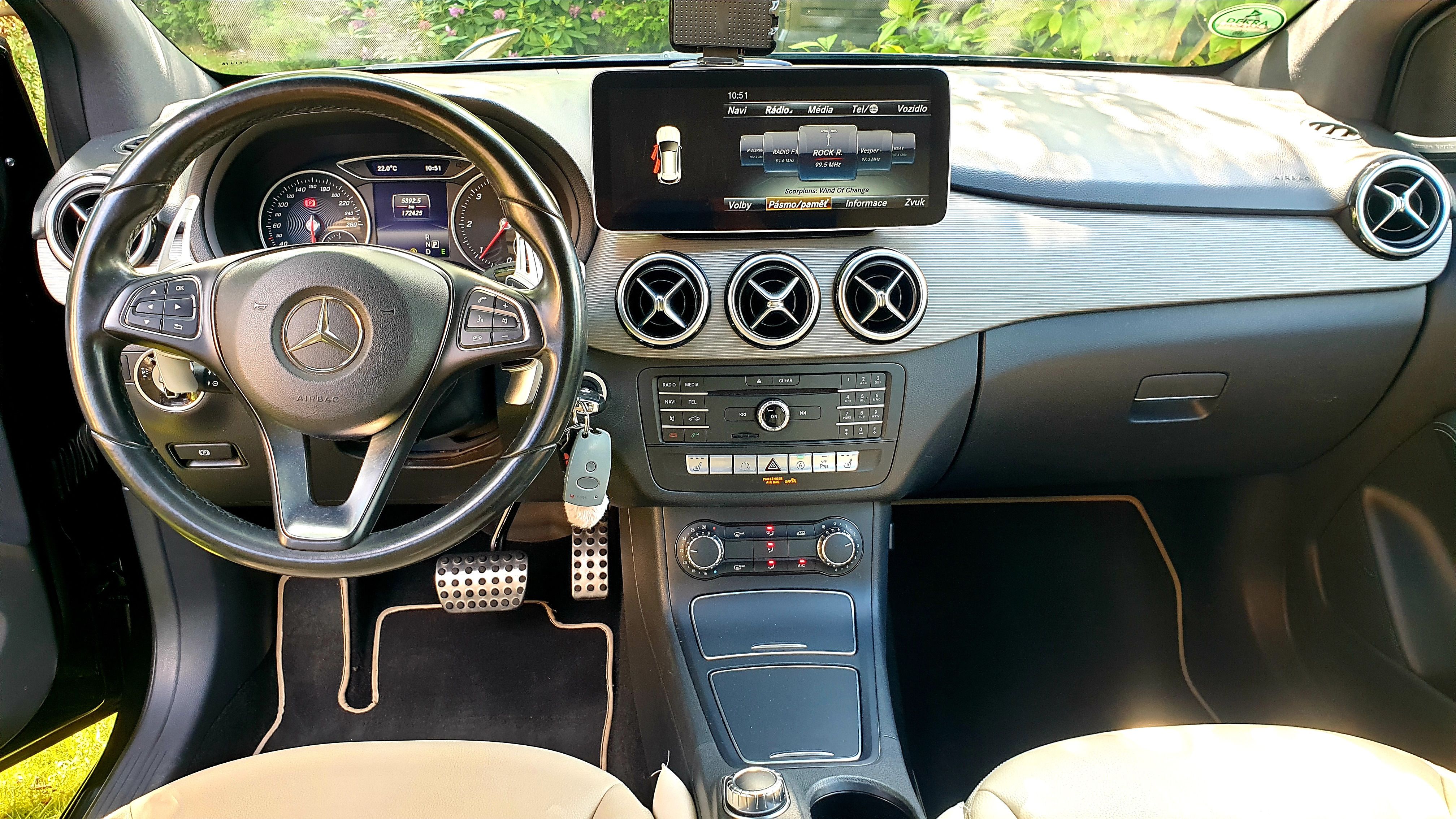 Mercedes-Benz Třídy B, Mercedes Benz B 180CDI - fotka 6