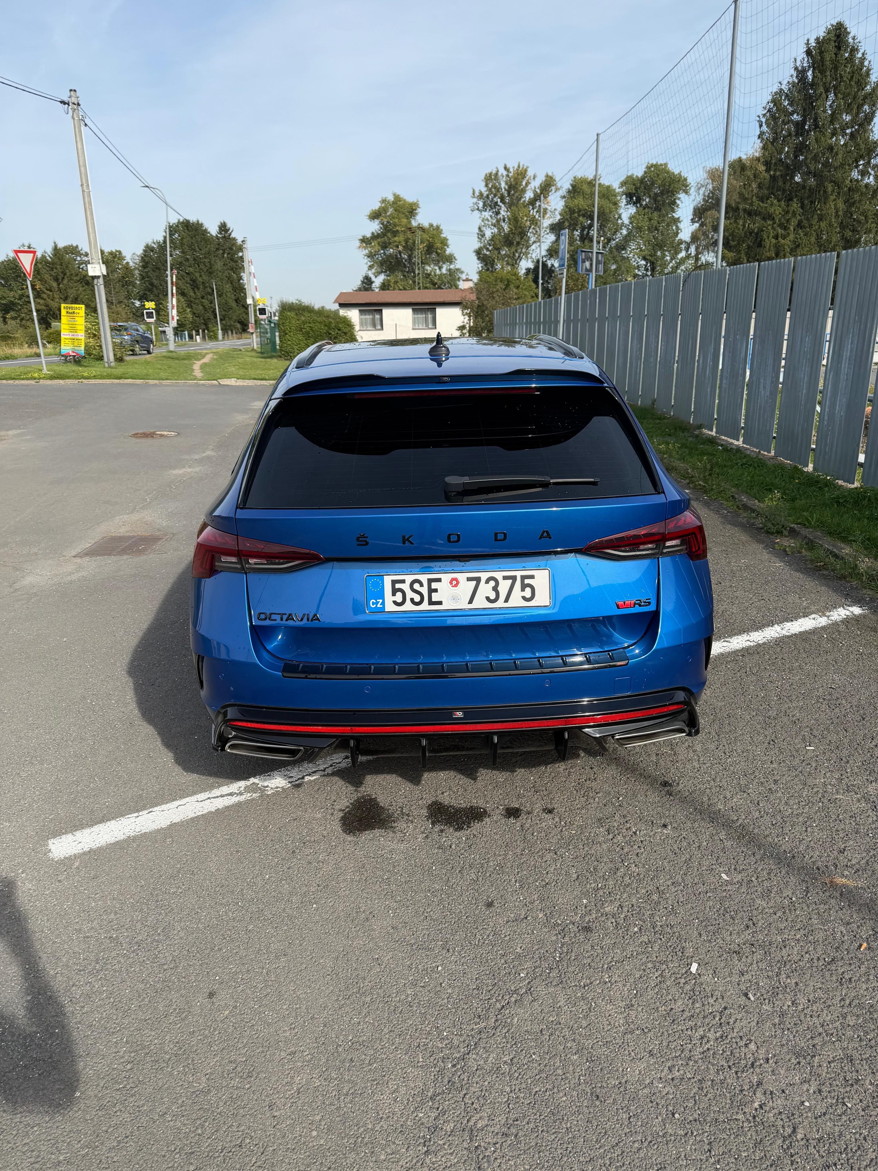 Škoda Octavia, Škoda Octavia RS 2.0TSI - fotka 6