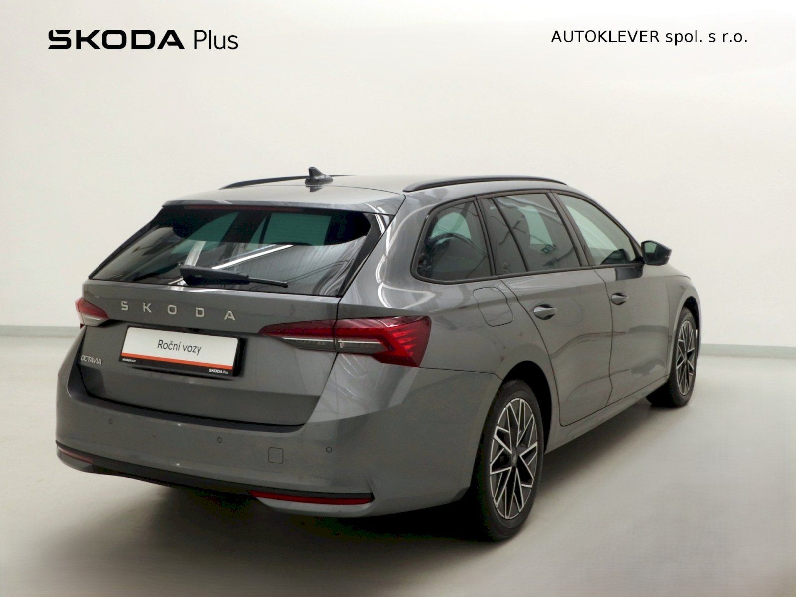 Škoda Octavia, Selection DSG 2.0TDI 110kW - fotka 2