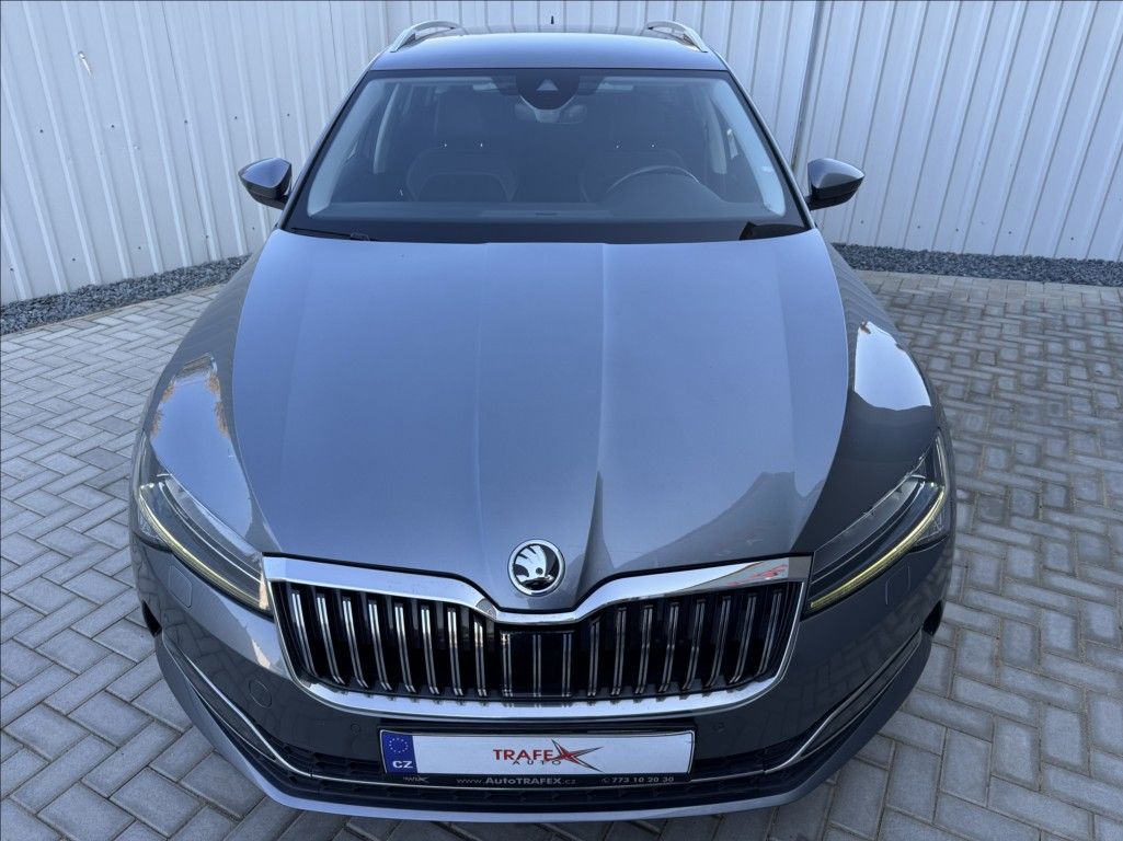 Škoda Superb, 2,0 TDI DSG STYLE 1.maj. ČR - fotka 6