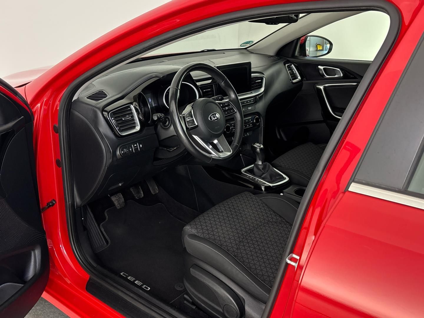 Kia Cee´d, 1.0 T-GDI / 88 kW - fotka 6