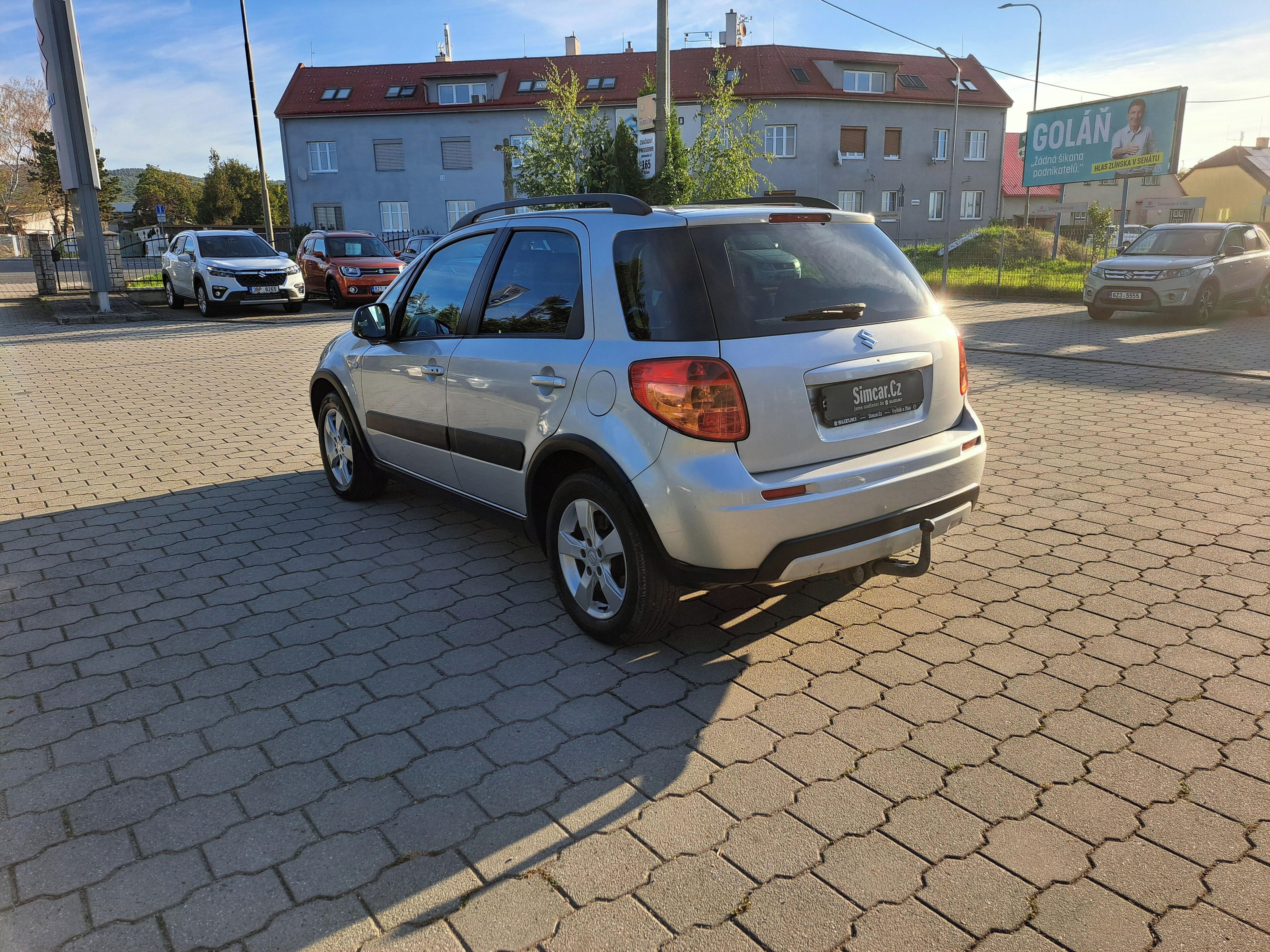 Suzuki SX4, 1,6 GLX Automat - fotka 5