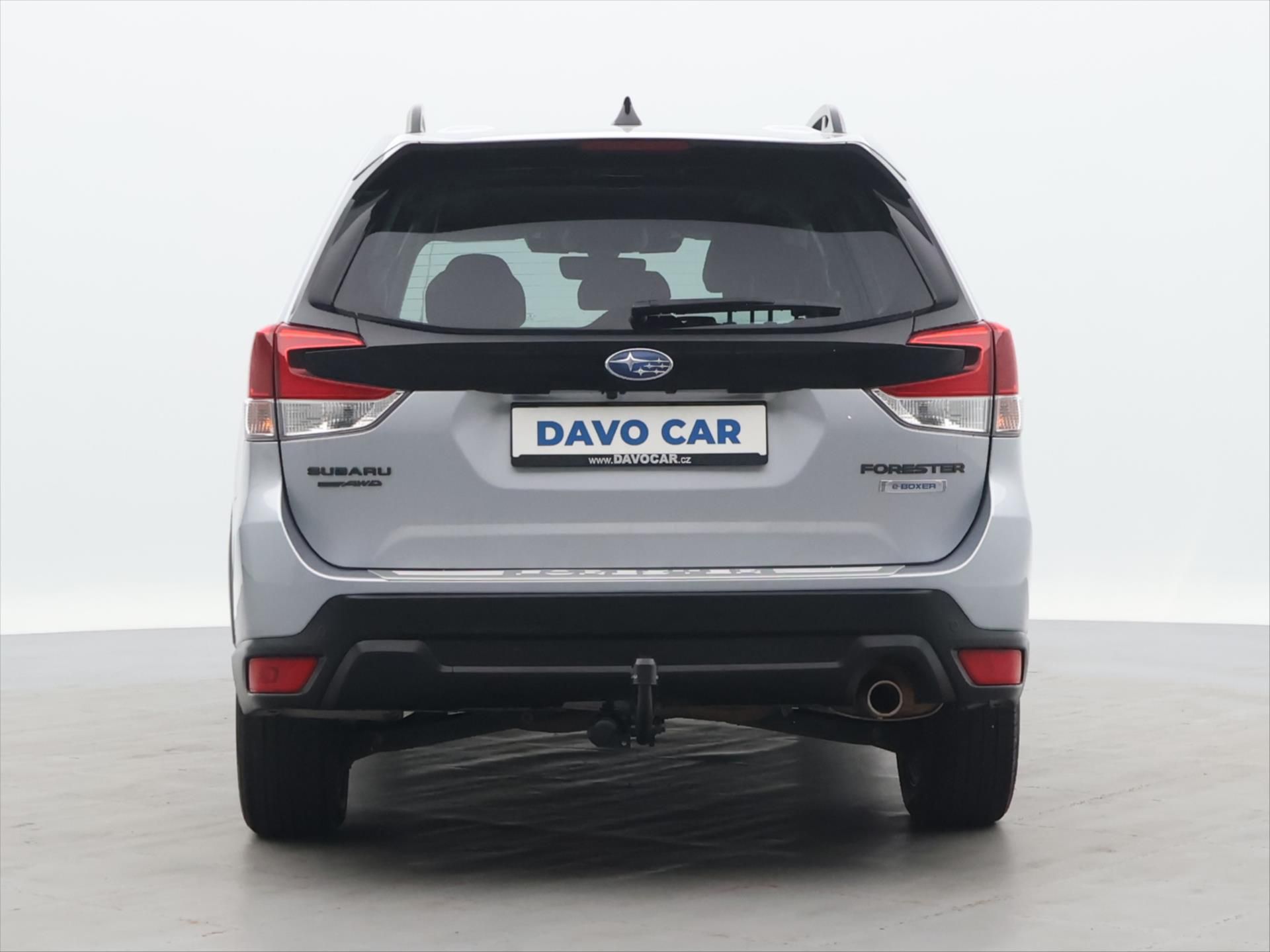 Subaru Forester, 2,0 e-BOXER CVT Executive CZ - fotka 6