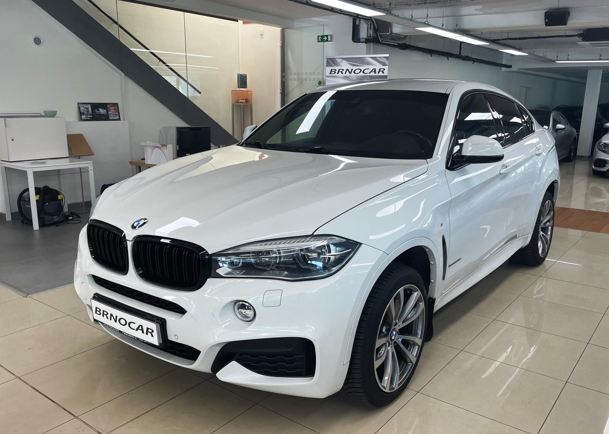 BMW X6, 3.0d, 190kW, M-paket, ČR - fotka 3