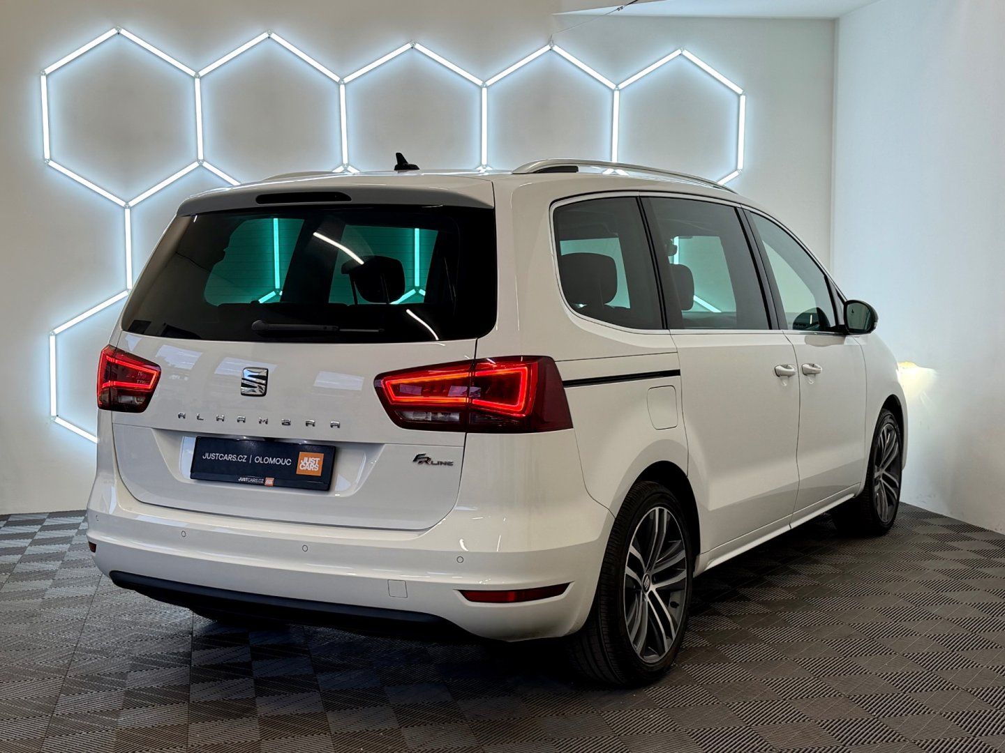 Seat Alhambra, FR 1.4TSI 110kW/7míst/TZ/WEBAS - fotka 5