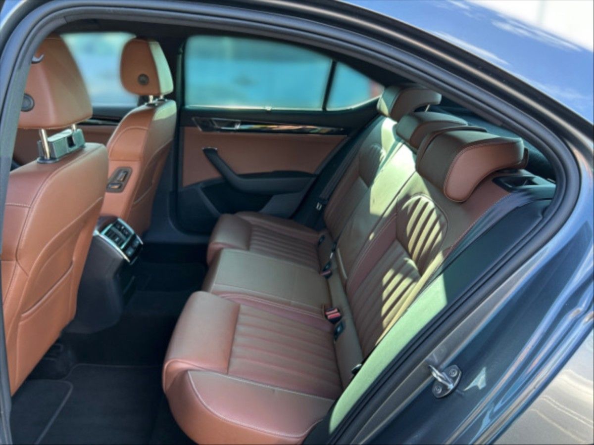Škoda Superb, 2,0 TDI 147 L&K 4x4 Aut - fotka 6