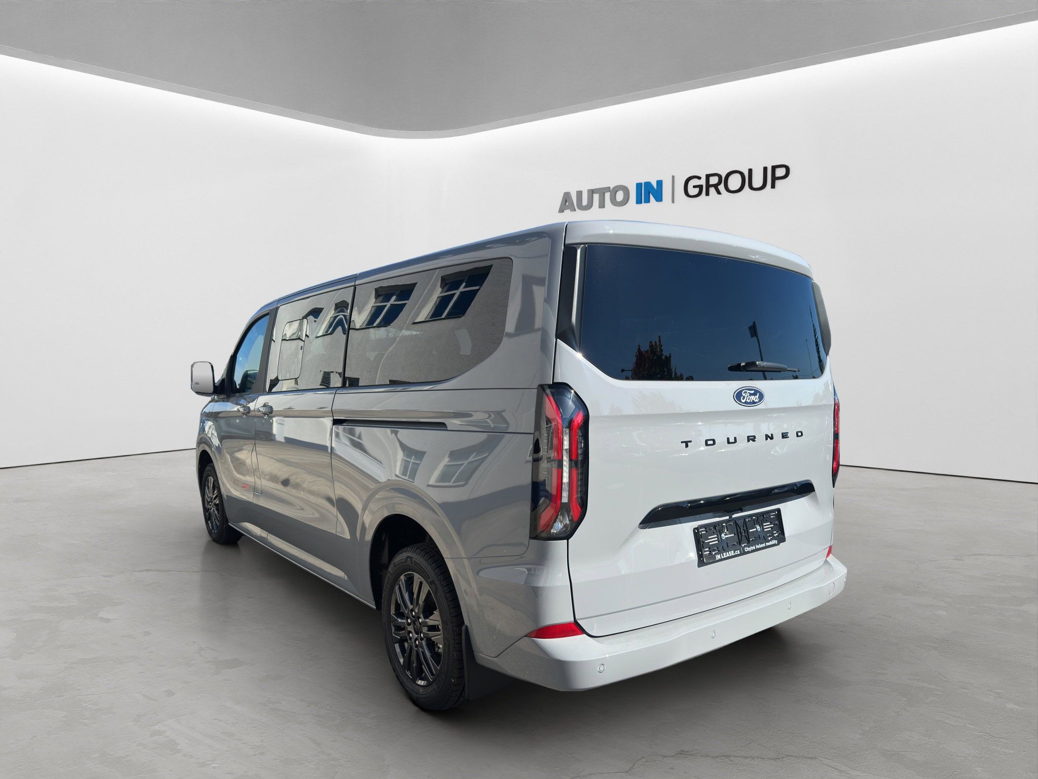 Ford Transit Custom, kombi 2.0 EcoBlue TDI L2 - fotka 4