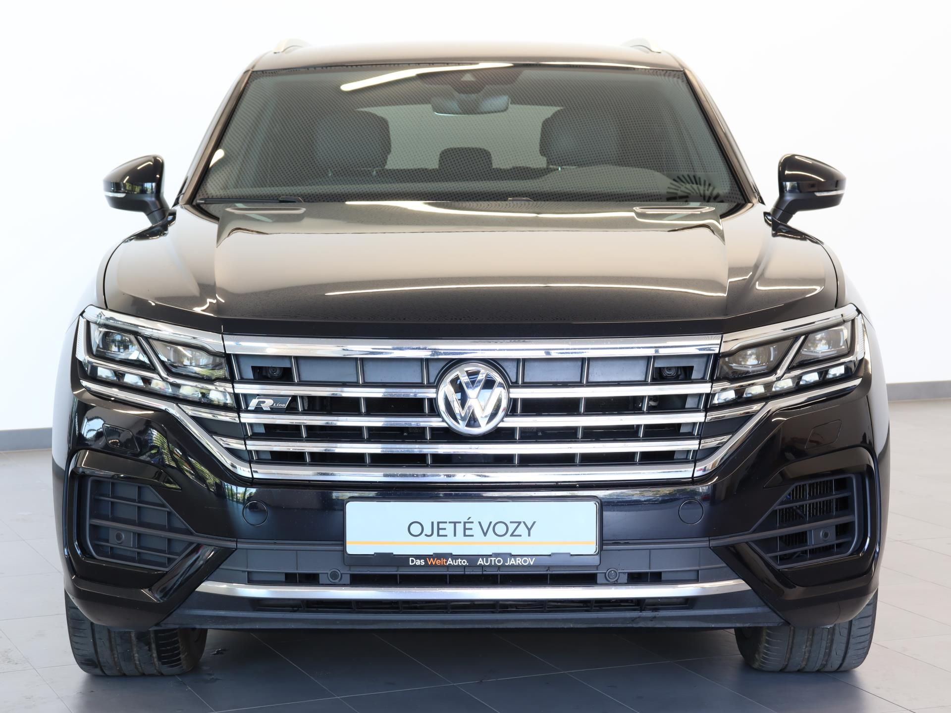 Volkswagen Touareg, R-line 3,0 TDI BMT 170 kW - fotka 4