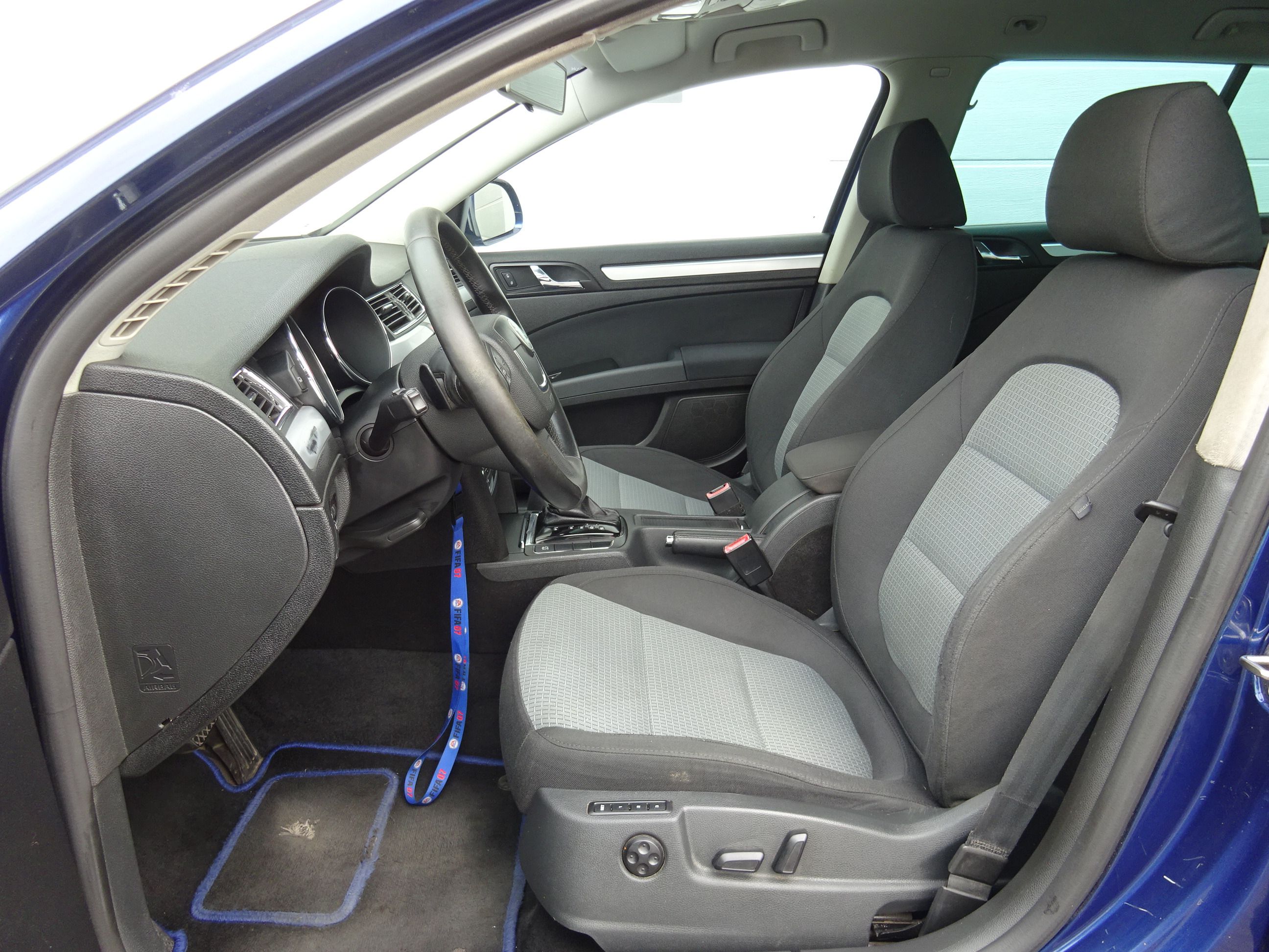 Škoda Superb, 2.0 TDi - fotka 5