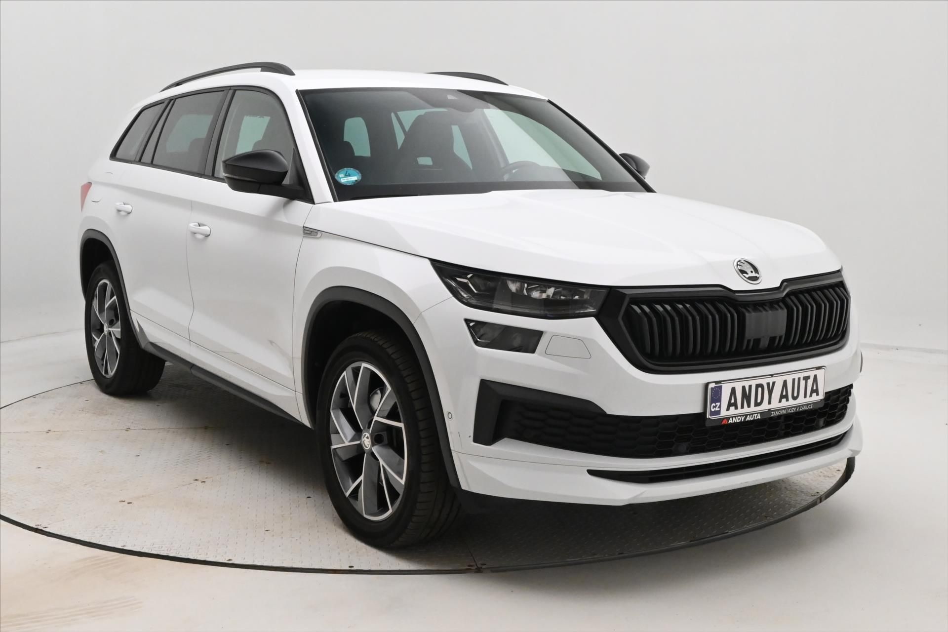 Škoda Kodiaq, 2,0 TDI 147kW DSG Sportline Zá - fotka 3