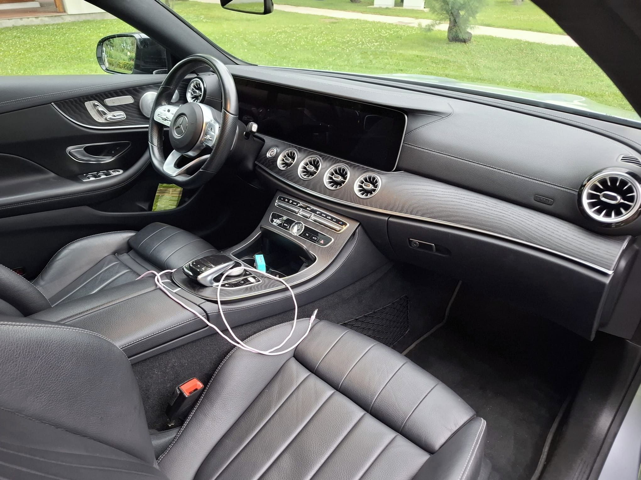 Mercedes-Benz Třídy E, 220d 4Matic - fotka 5