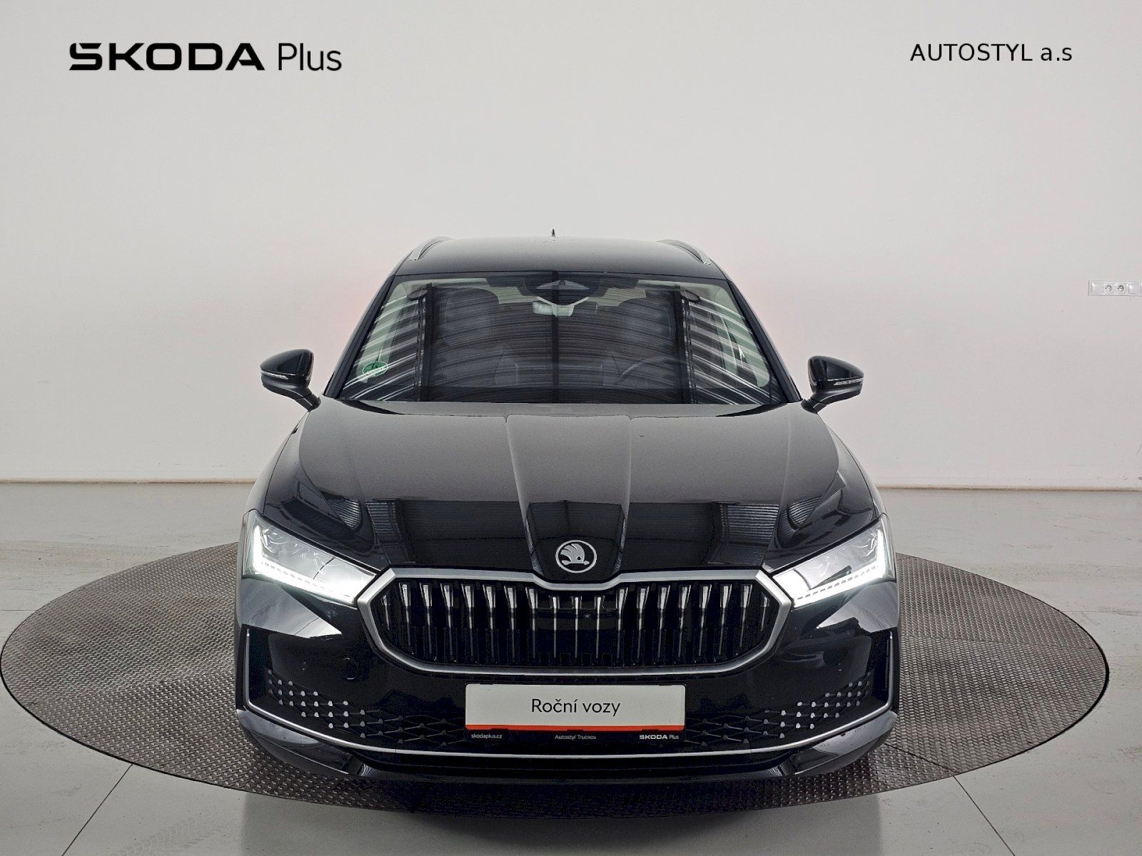 Škoda Superb, 2.0TDI 110kW Laurin a Klement - fotka 4
