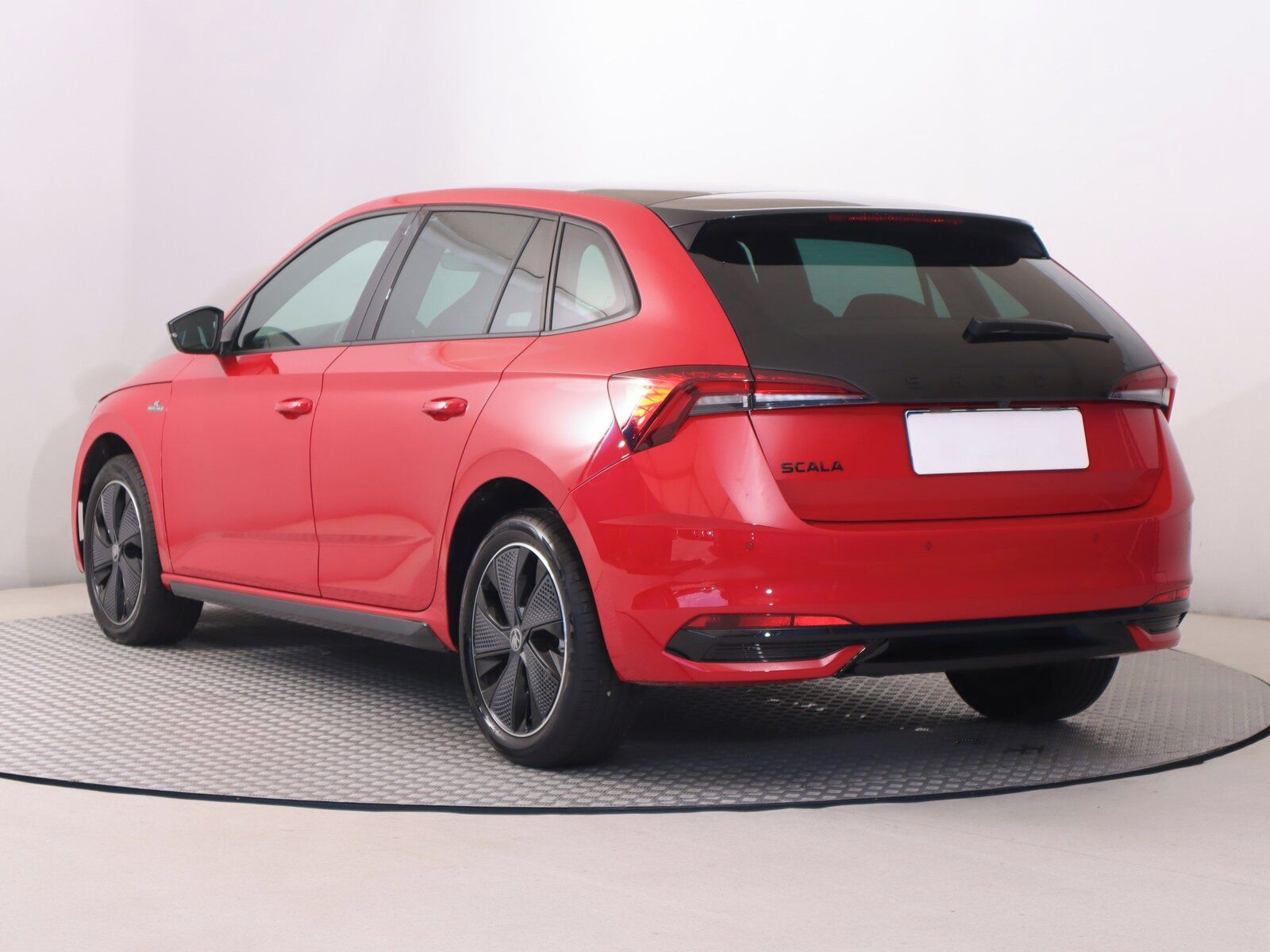 Škoda Scala, 1.0 TSI, Monte Carlo - fotka 4