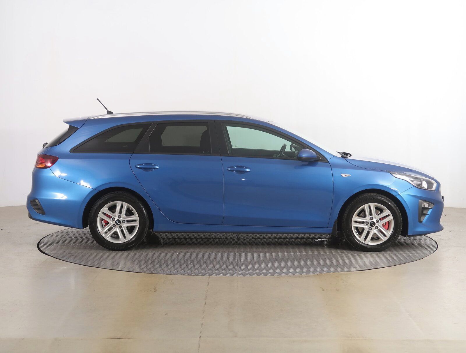 Kia Cee´d, 1.4 T-GDI, Serv.kniha - fotka 6