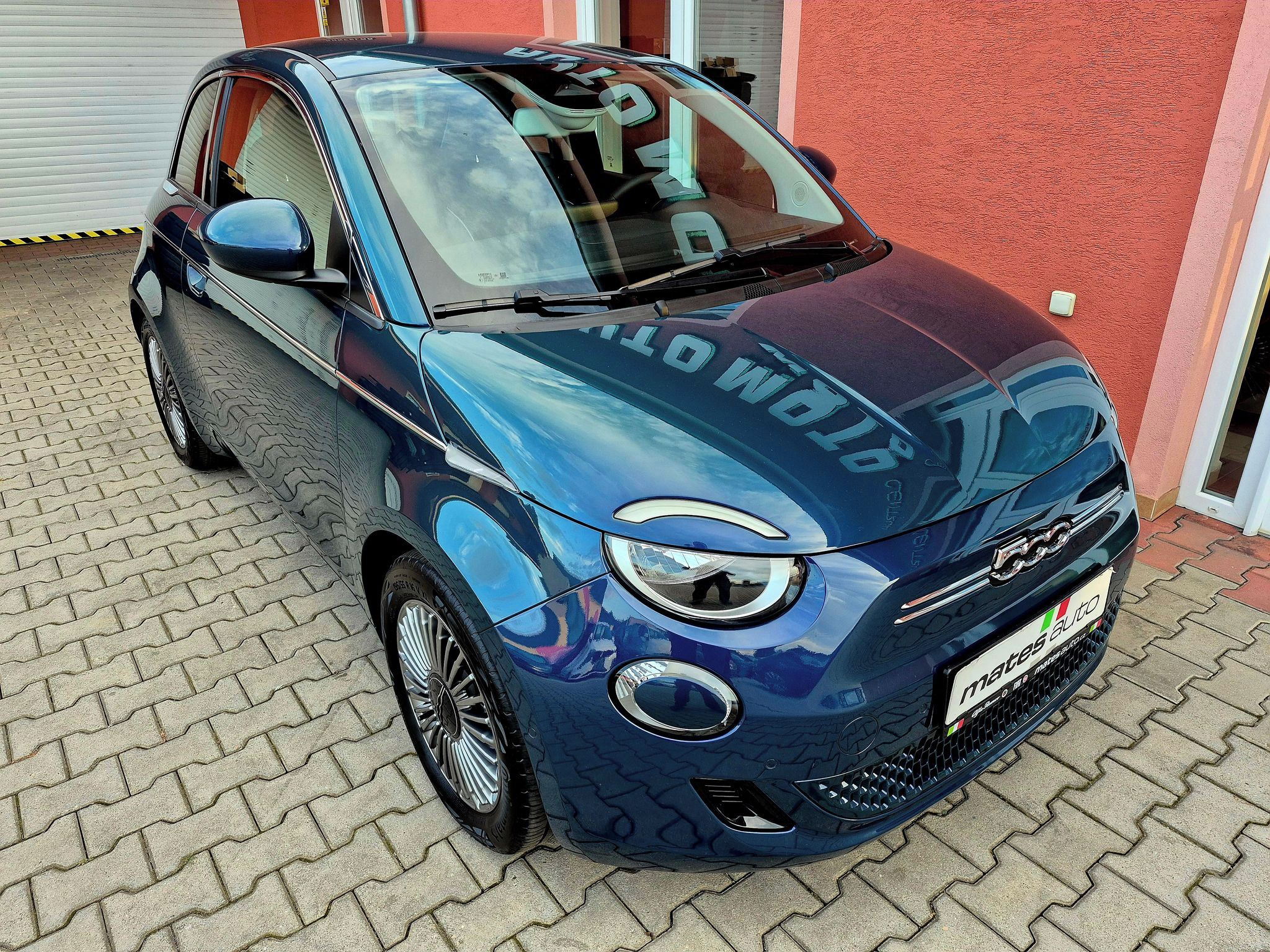 Fiat 500E, 42kwh 87KW DRIVE (odpočet dph - fotka 4
