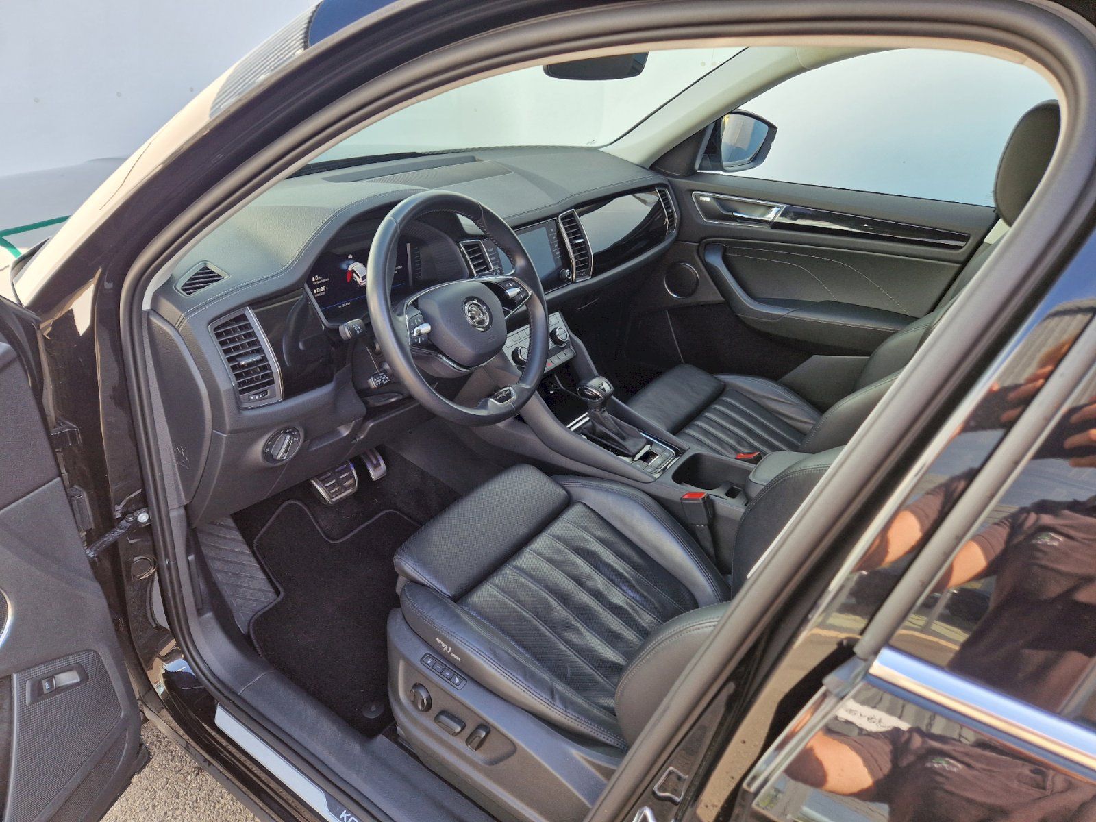 Škoda Kodiaq, 2.0TDI 147kW 4x4 DSG L&K - fotka 6