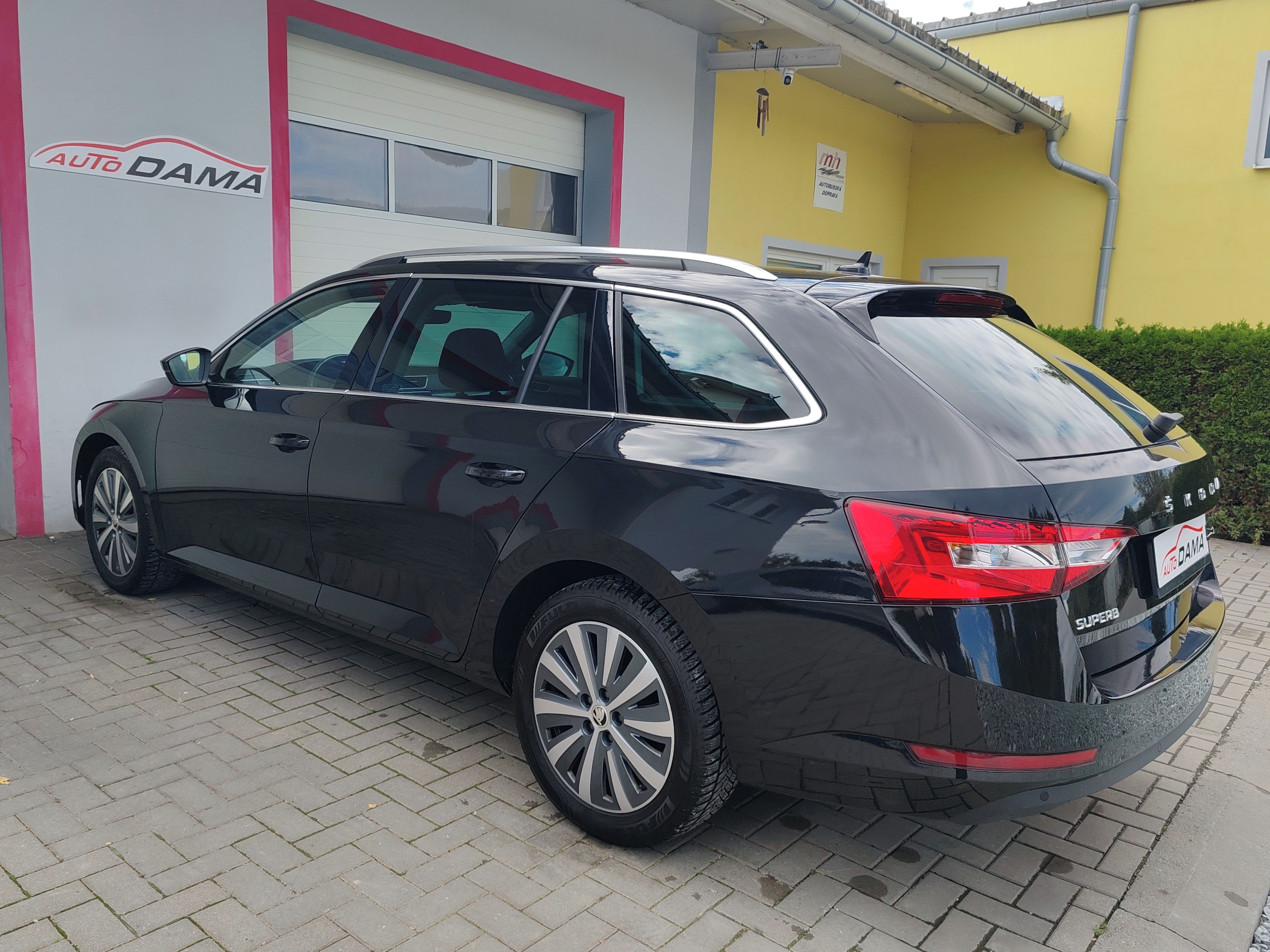 Škoda Superb, 2.0TDI STYLE 1.Maj*ČR*DPH - fotka 6