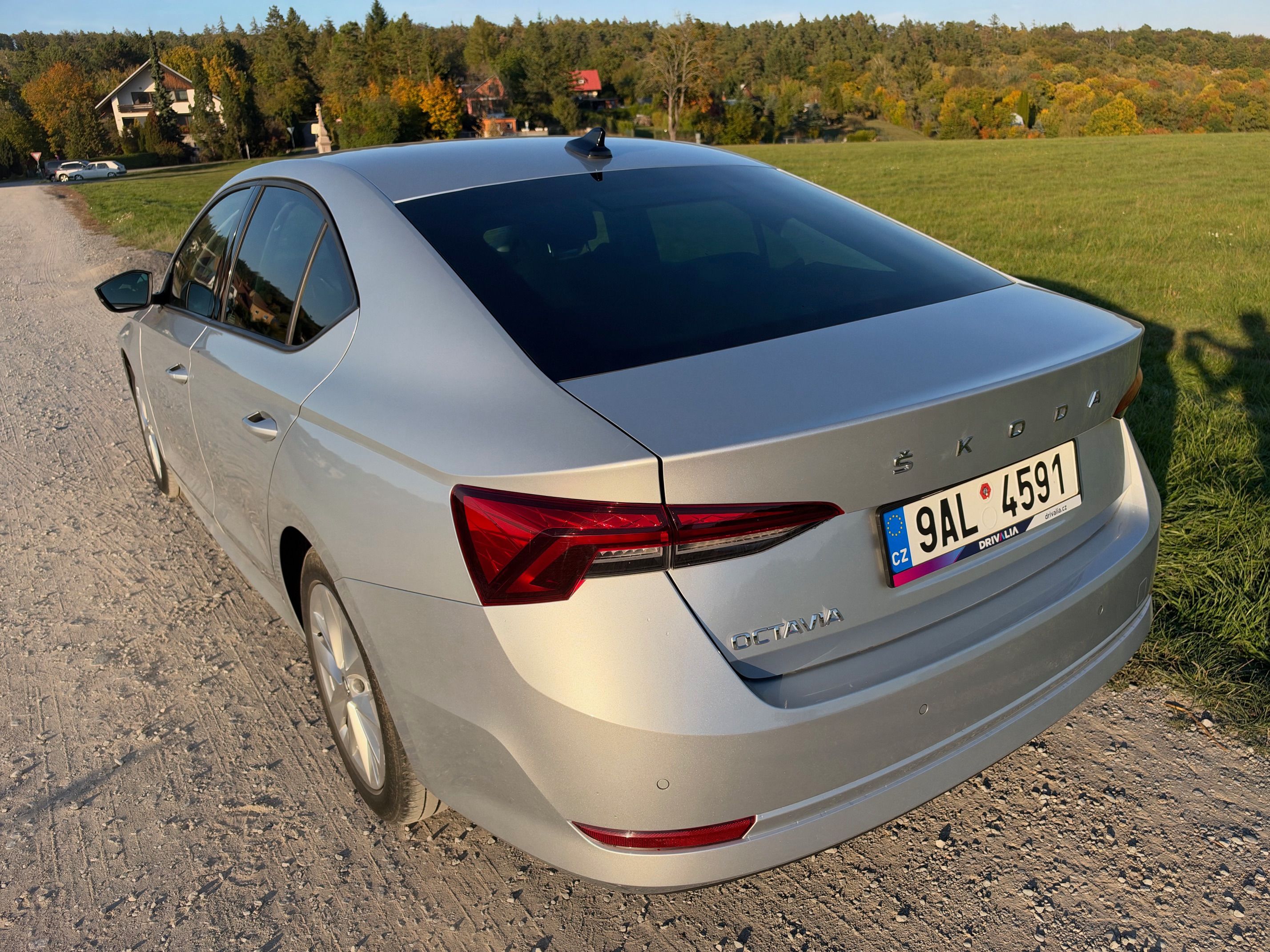 Škoda Octavia, 2.0TDI AMBITION+ KESSY LED ČR - fotka 4