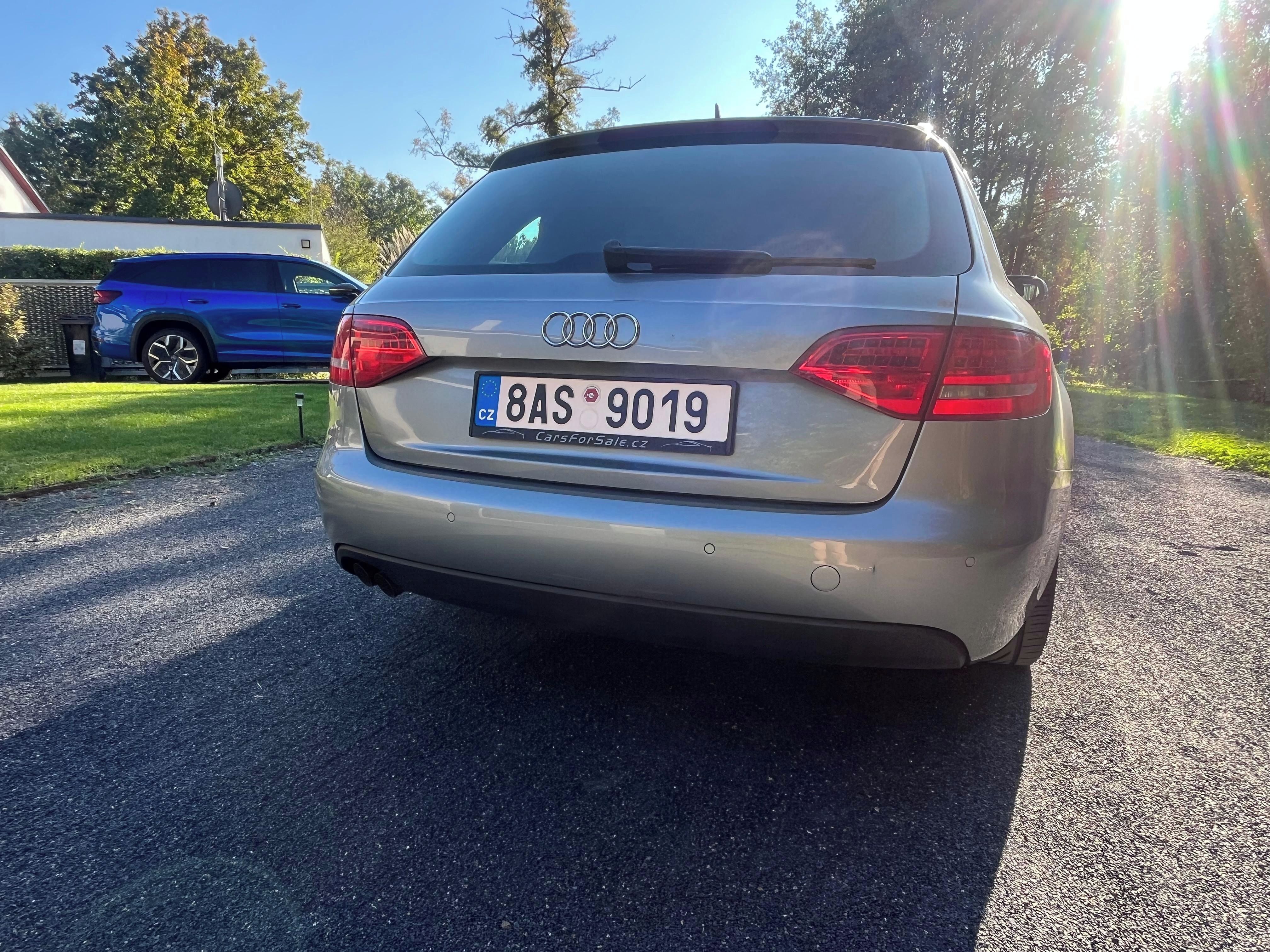 Audi A4, Audi A4 B8 2.0TDI SLine - fotka 6