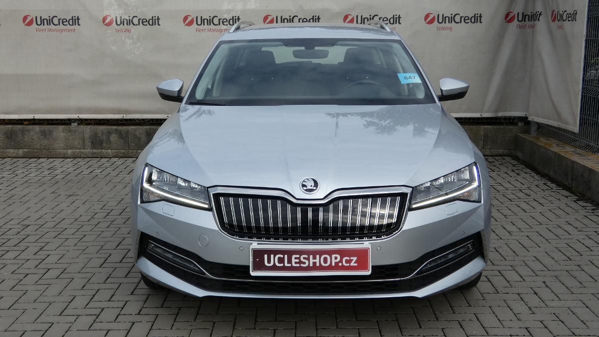 Škoda Superb, 1.4 TSI iV Ambition DSG - fotka 2