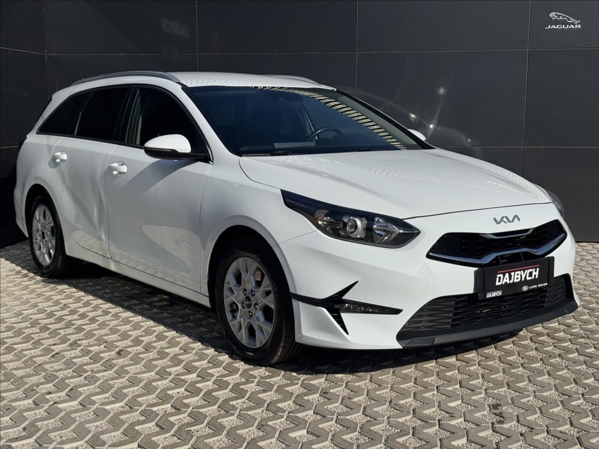 Kia Cee´d, 1,6 CRDI Exclusive ČR DPH - fotka 2
