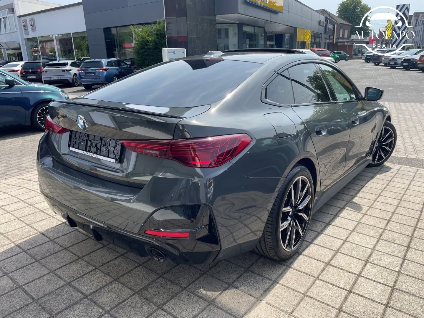 BMW Řada 4, 420 Gran Coupe xD MSPORT-PRO - fotka 4