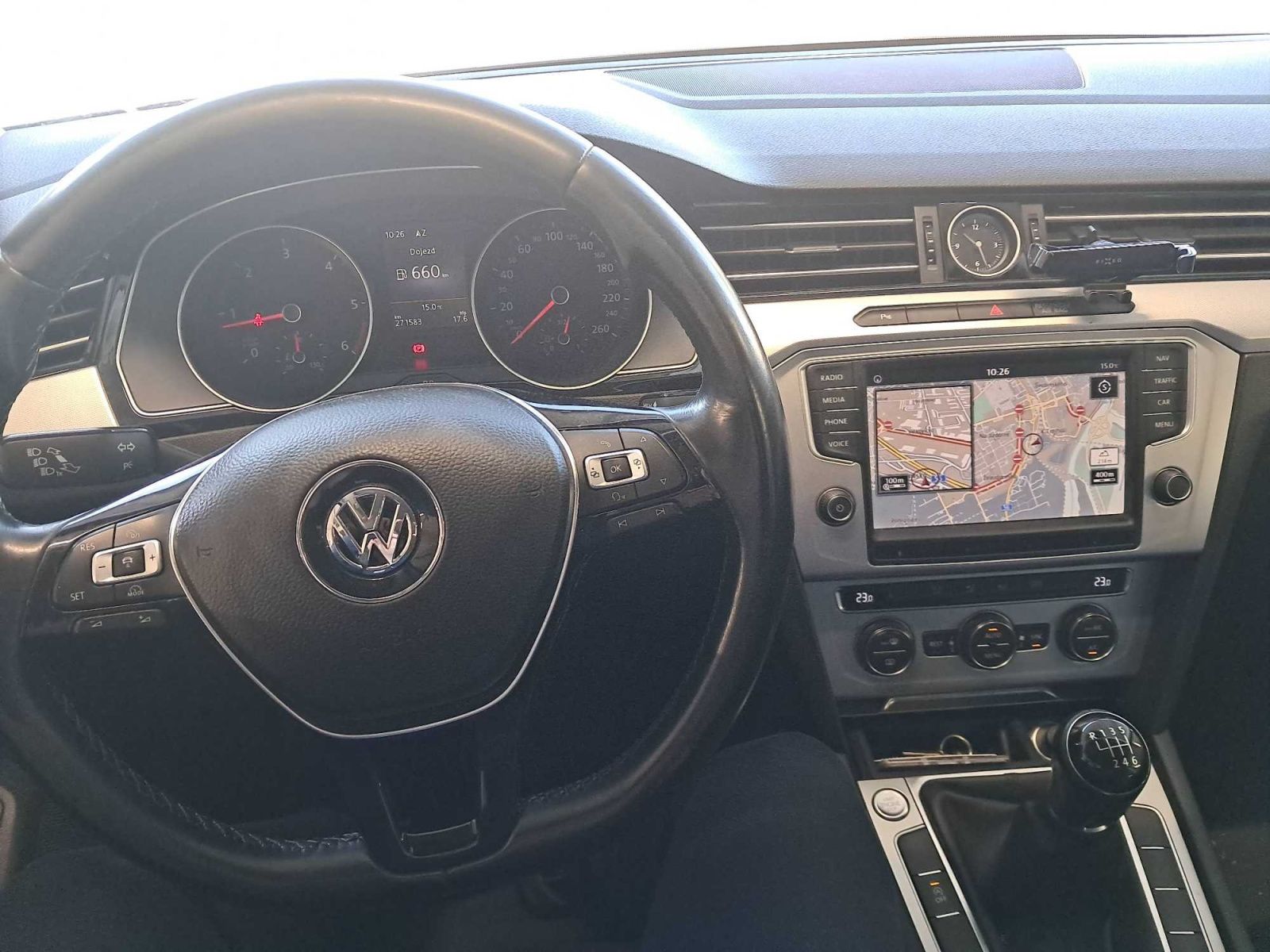 Volkswagen Passat, 2.0 TDI, Navi - fotka 3