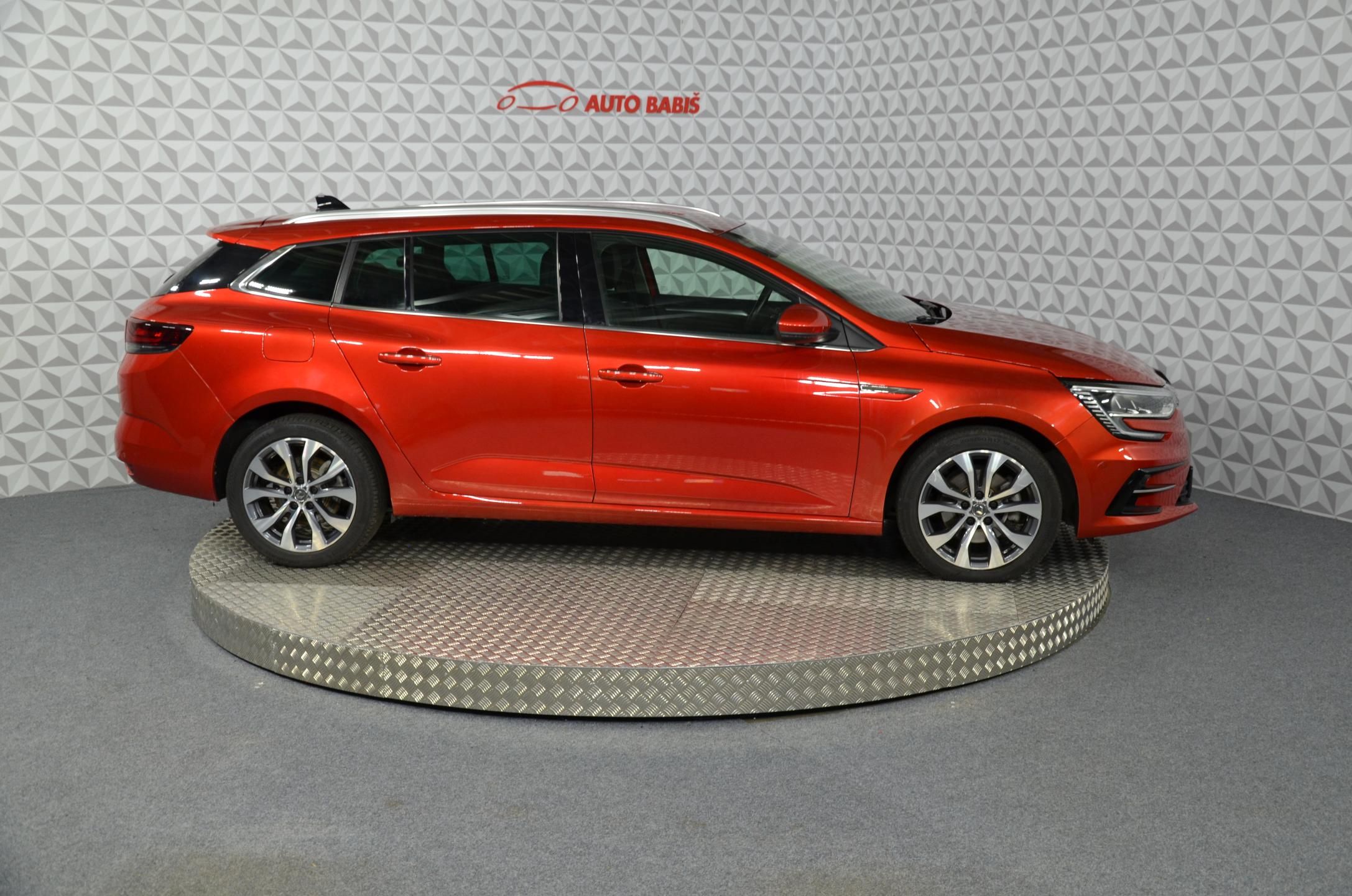 Renault Mégane, E-Tech Electric GT 1.6PHEV Tec - fotka 4