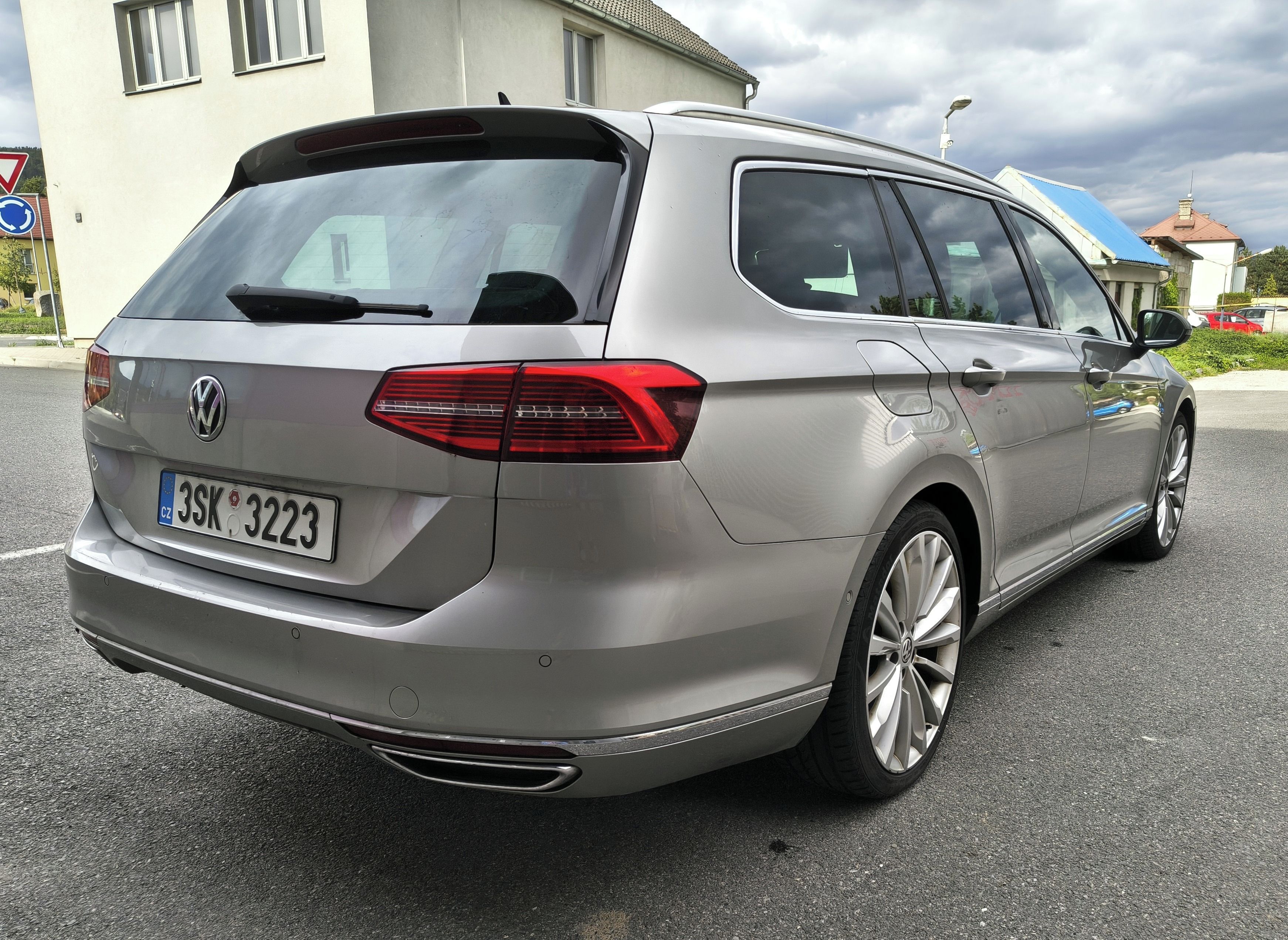 Volkswagen Passat, VW PASSAT 2.0 TDI LED Kůže - fotka 5