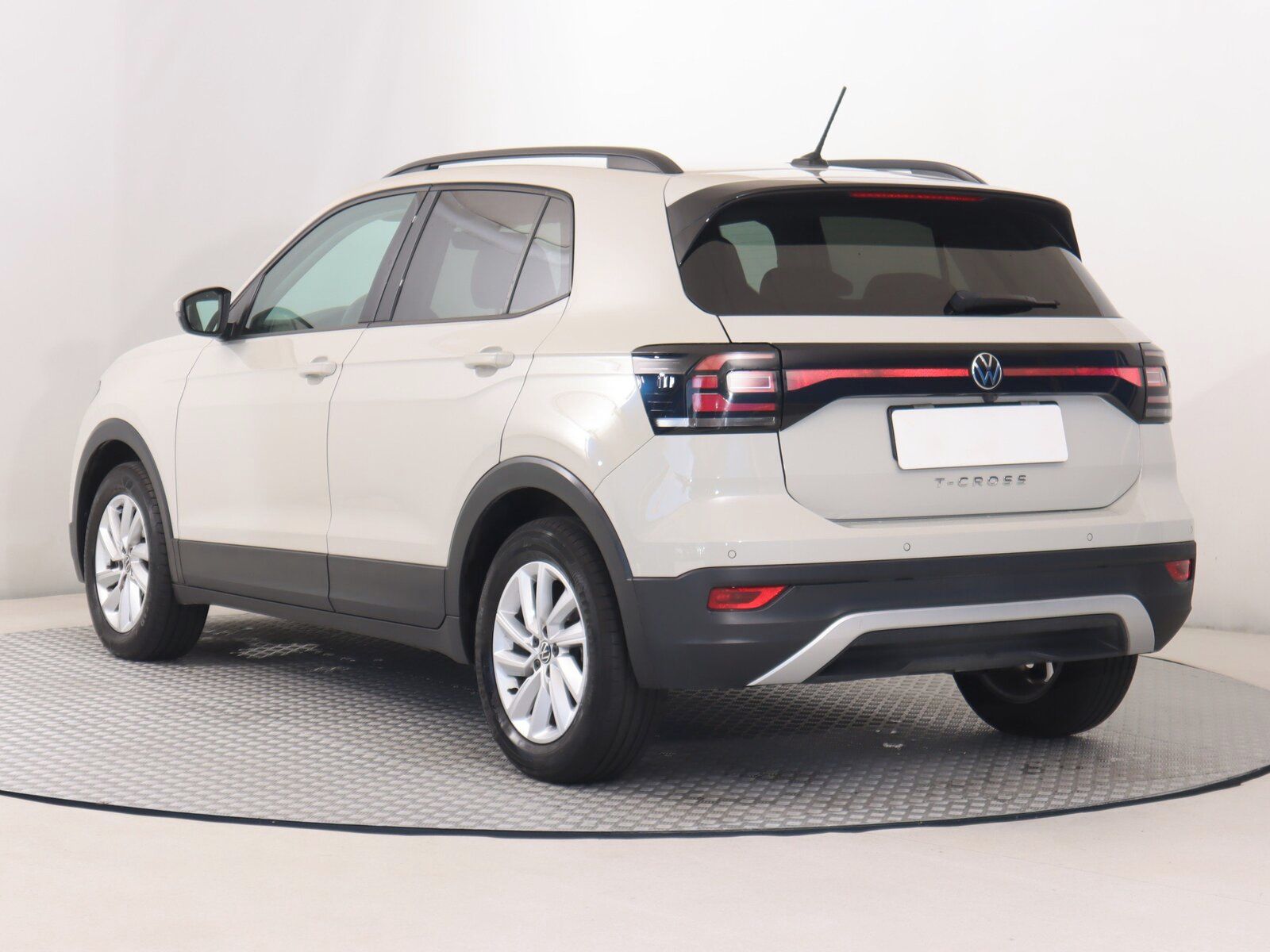 Volkswagen T-Cross, 1.0 TSI, Automat, Serv.kniha - fotka 4