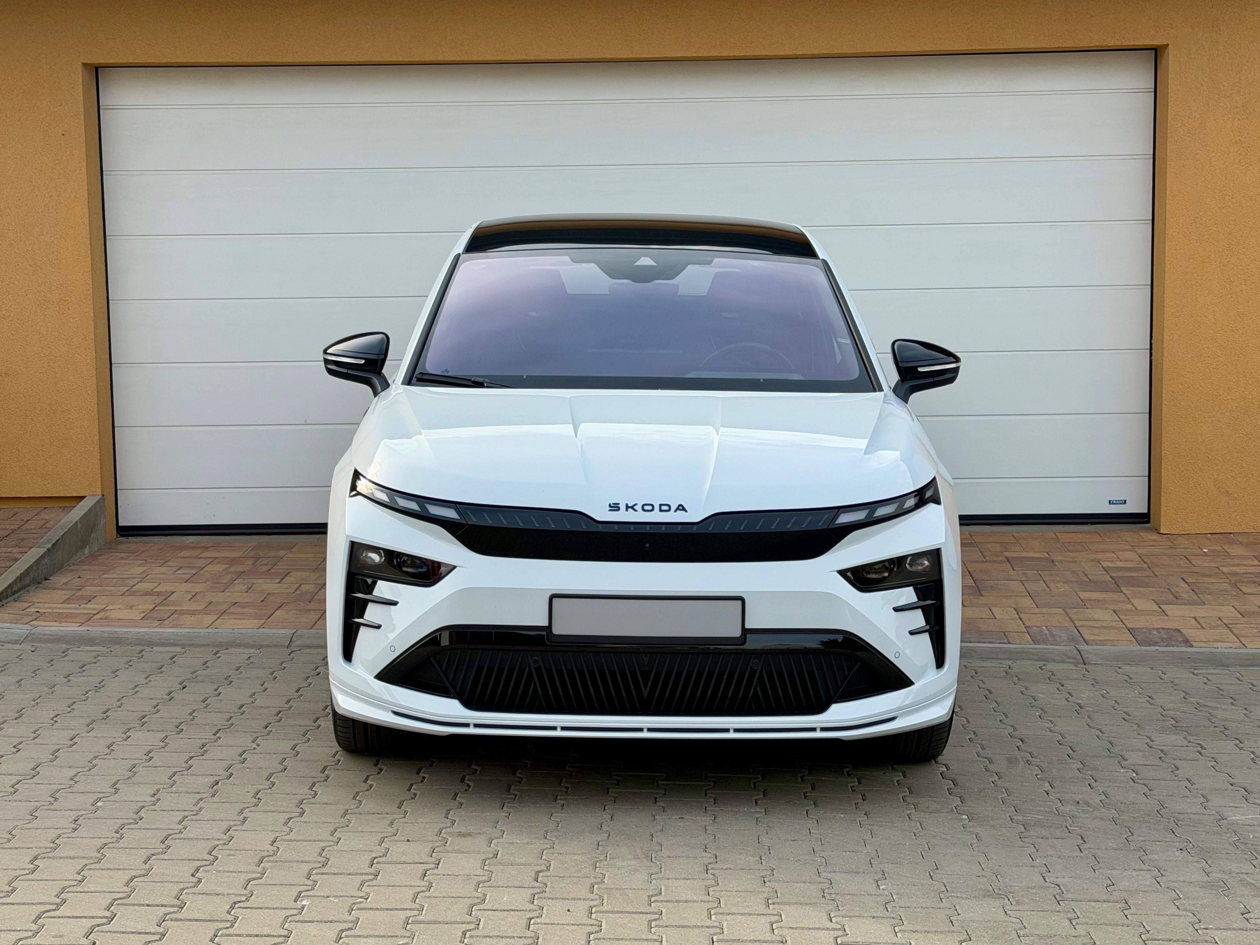 Škoda Enyaq, RS Coupé 85X - fotka 4