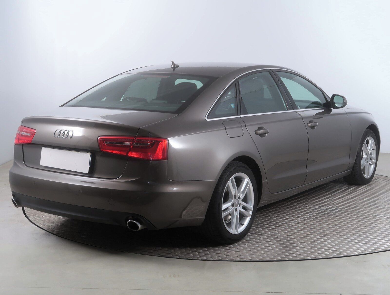 Audi A6, 3.0 TDI, Basis, 4X4, Automat - fotka 5