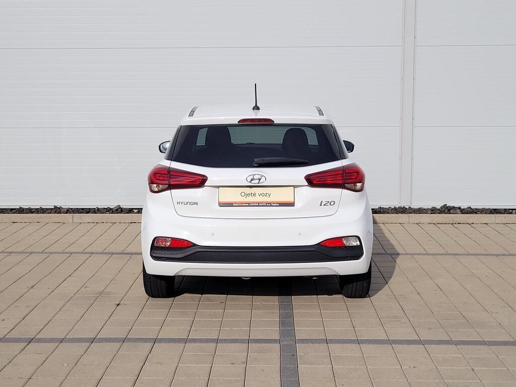 Hyundai i20, 1.2 CVVT 55 kW - fotka 6