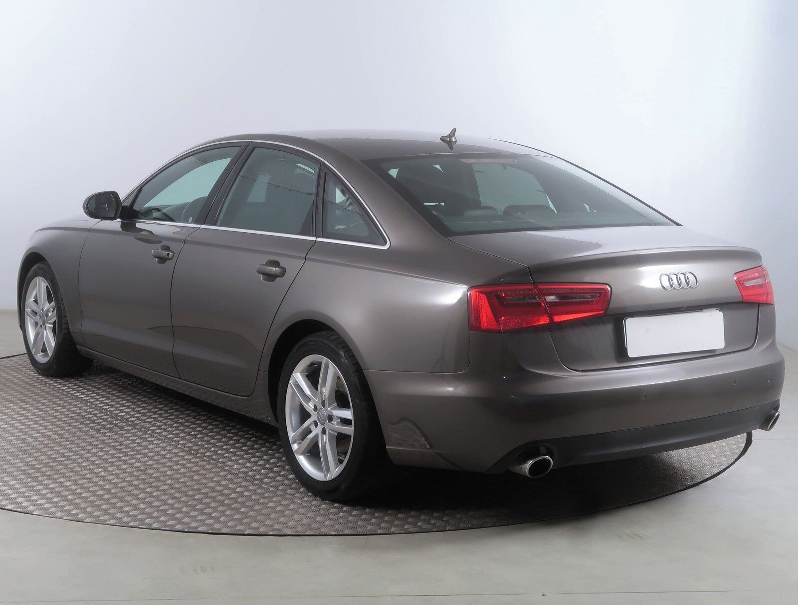 Audi A6, 3.0 TDI, Basis, 4X4, Automat - fotka 4