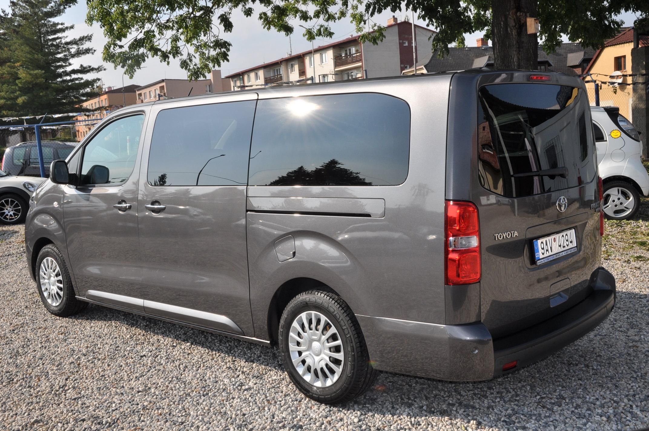 Toyota Proace Verso, 2.0D-4D 106kW L2 - fotka 4