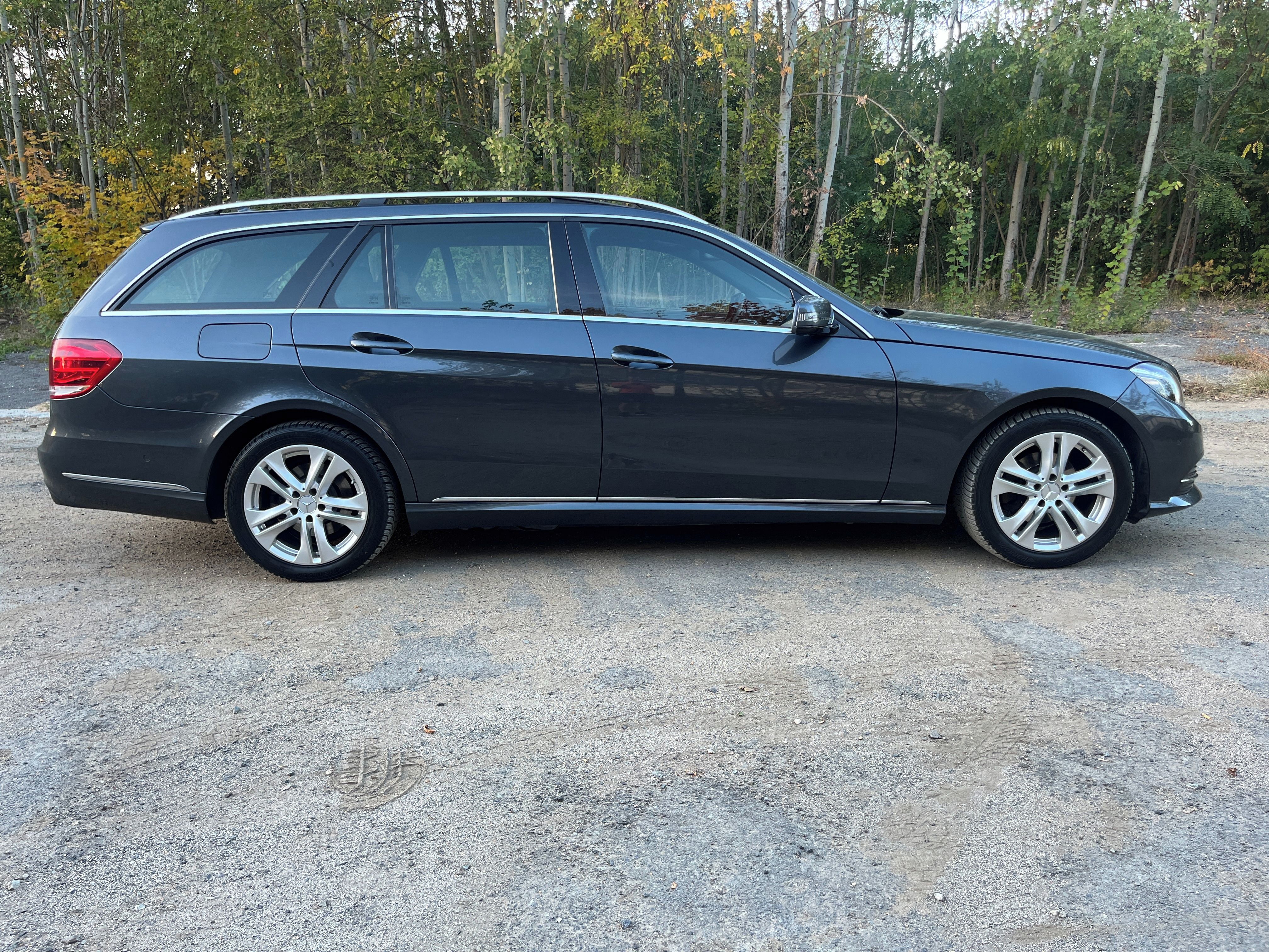 Mercedes-Benz Třídy E, 220cdi 125kw top výbava a stav - fotka 3